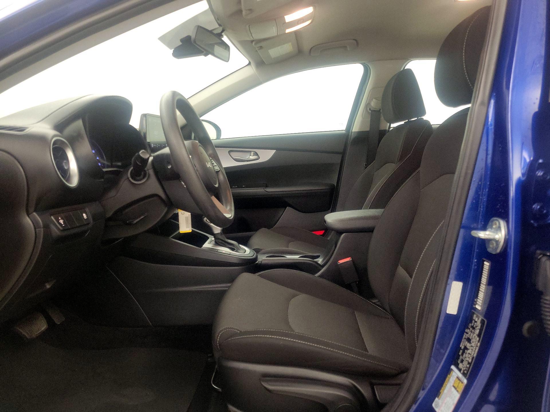 Thumbnail: 2023 Kia Forte - 11