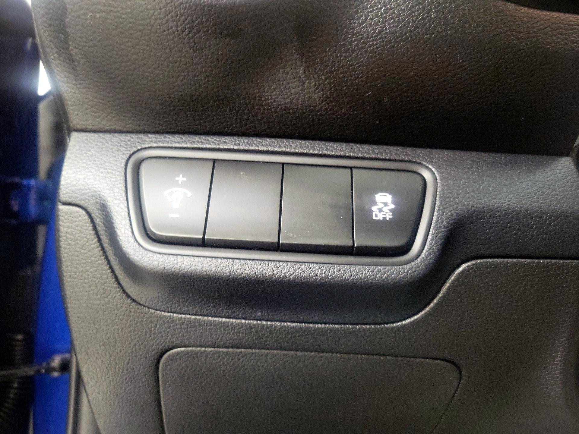 Thumbnail: 2023 Kia Forte - 13