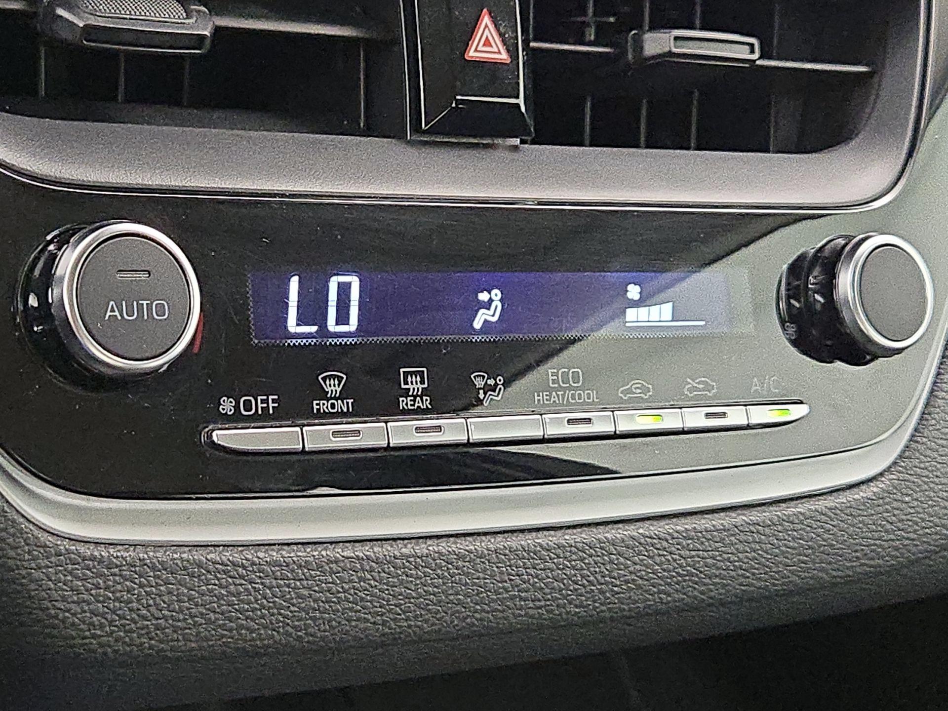 Thumbnail: 2024 Toyota Corolla - 16