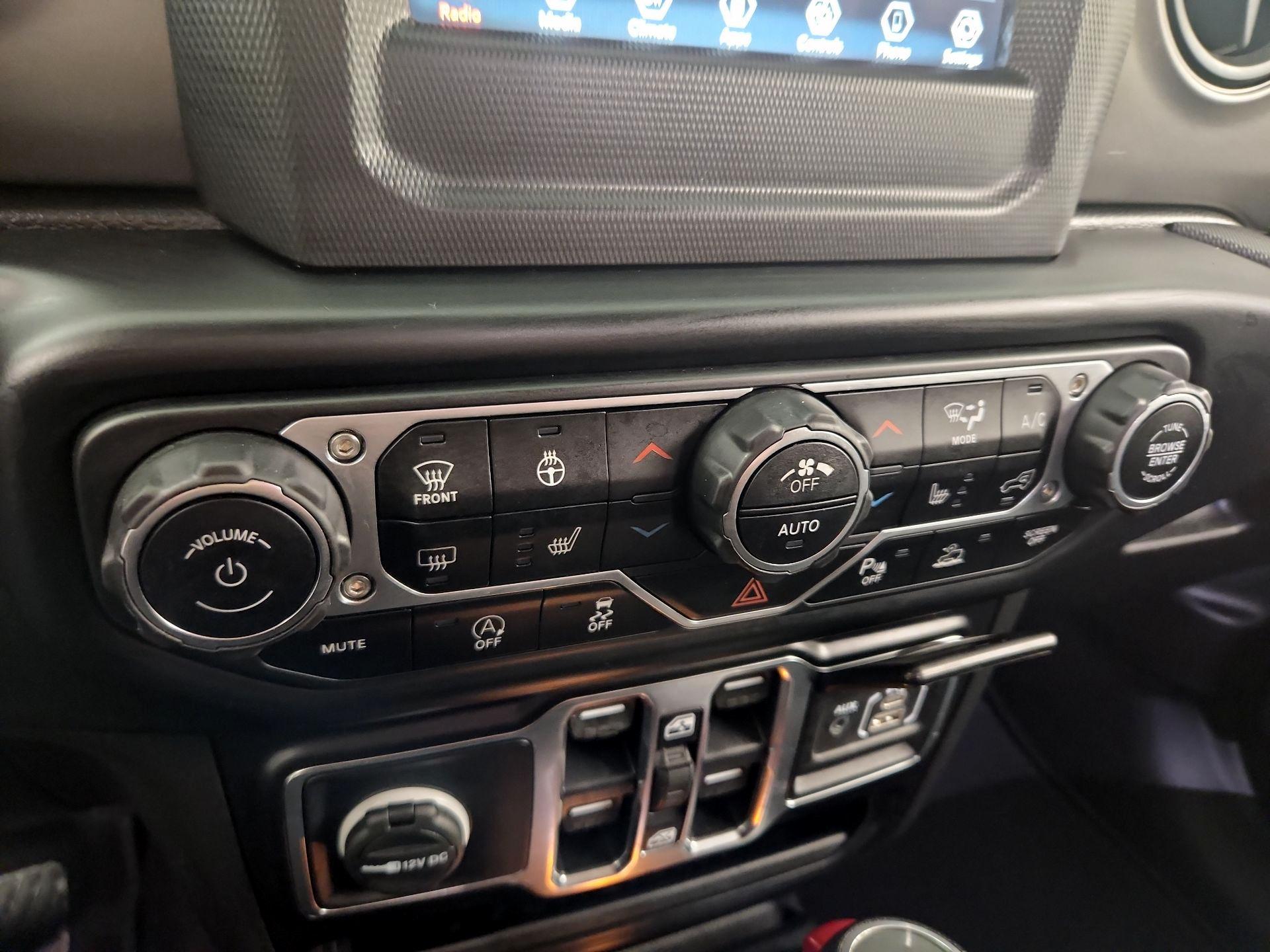 Thumbnail: 2022 Jeep Gladiator - 14