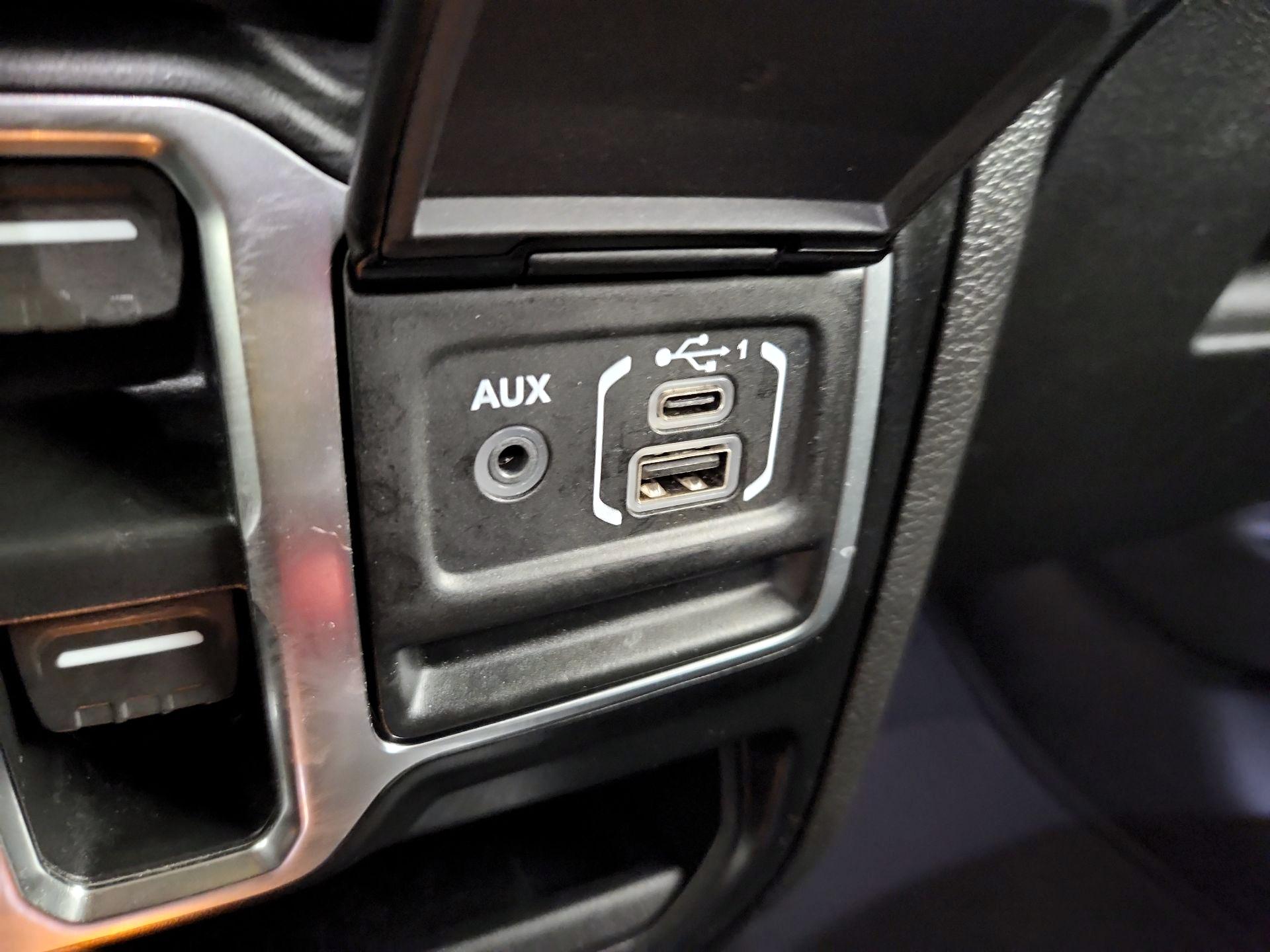 Thumbnail: 2022 Jeep Gladiator - 16