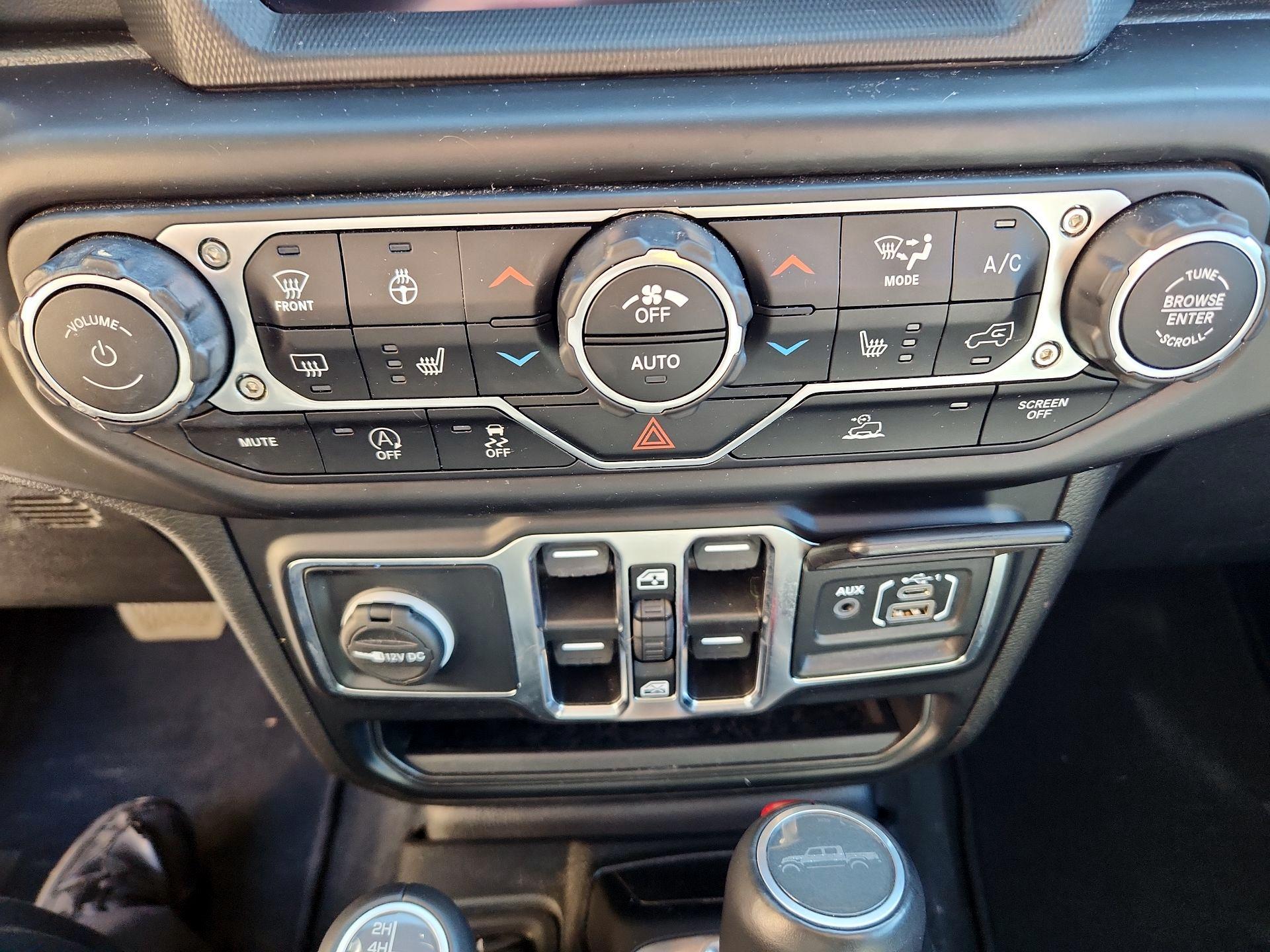 Thumbnail: 2022 Jeep Gladiator - 17