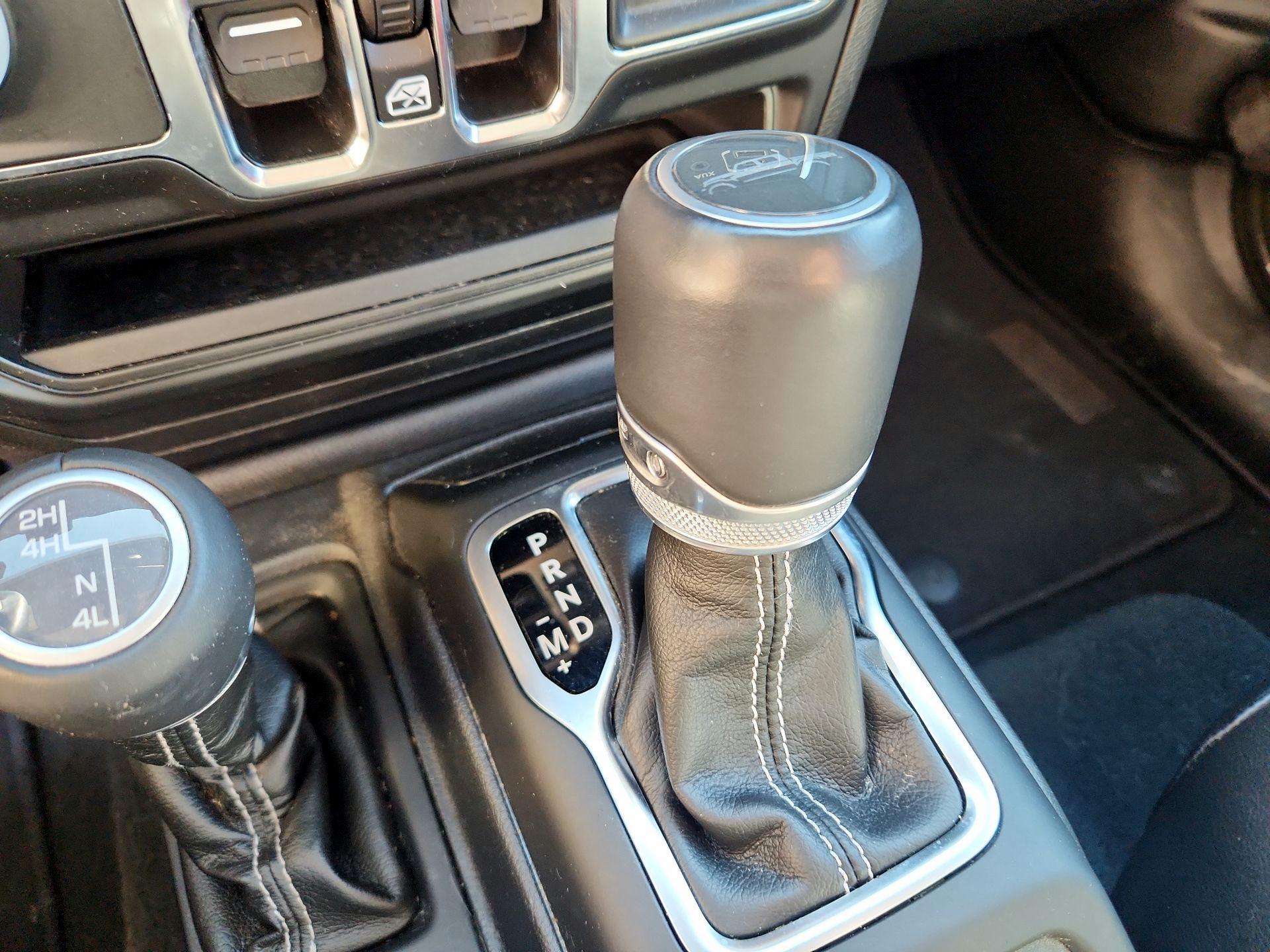 Thumbnail: 2022 Jeep Gladiator - 18