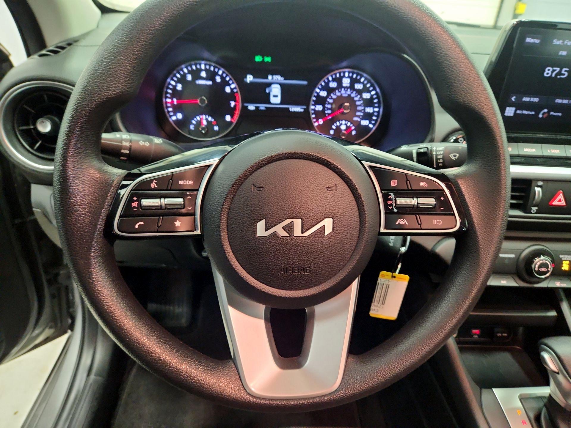 Thumbnail: 2023 Kia Forte - 10