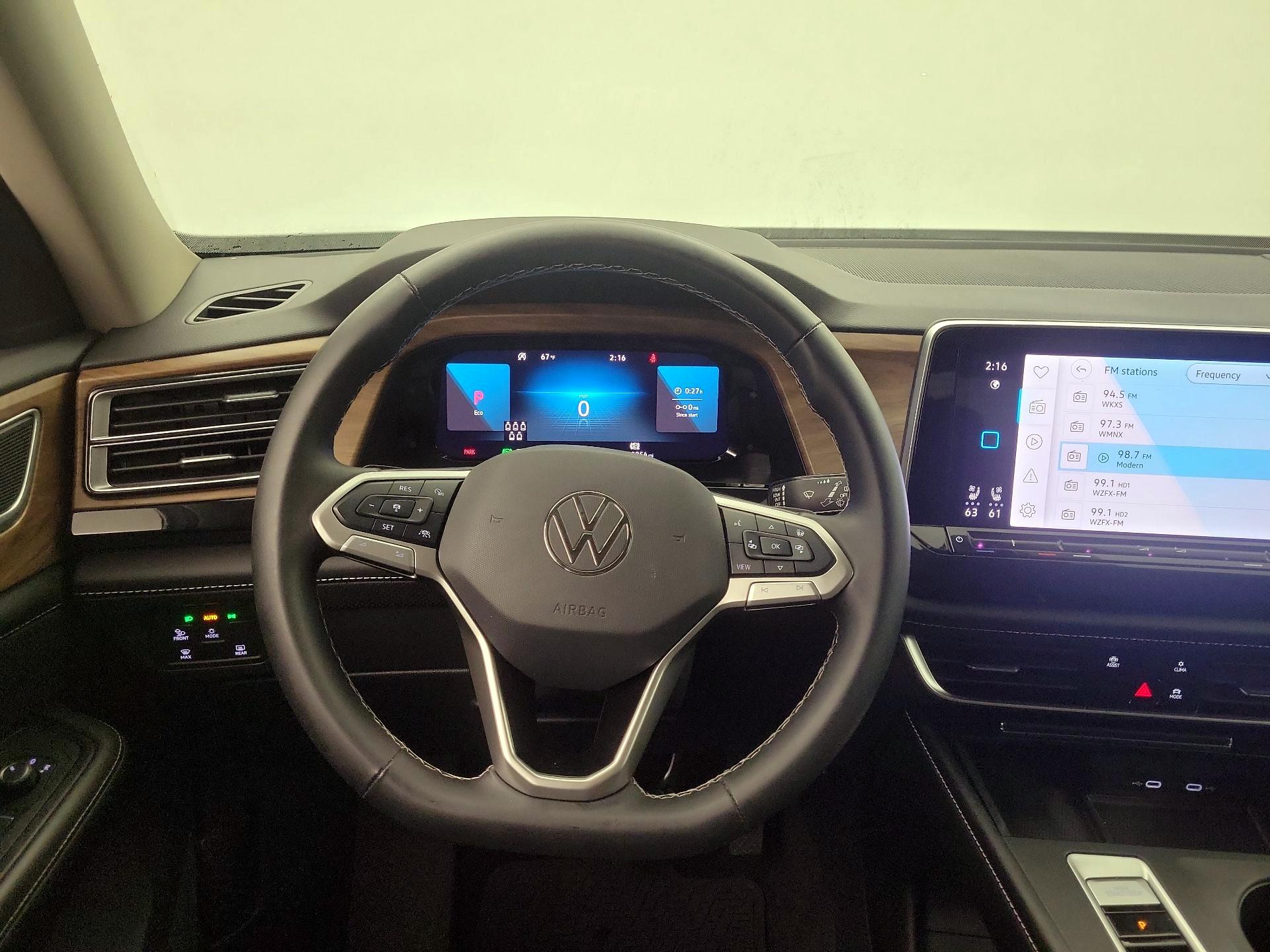 Thumbnail: 2024 Volkswagen Atlas - 10