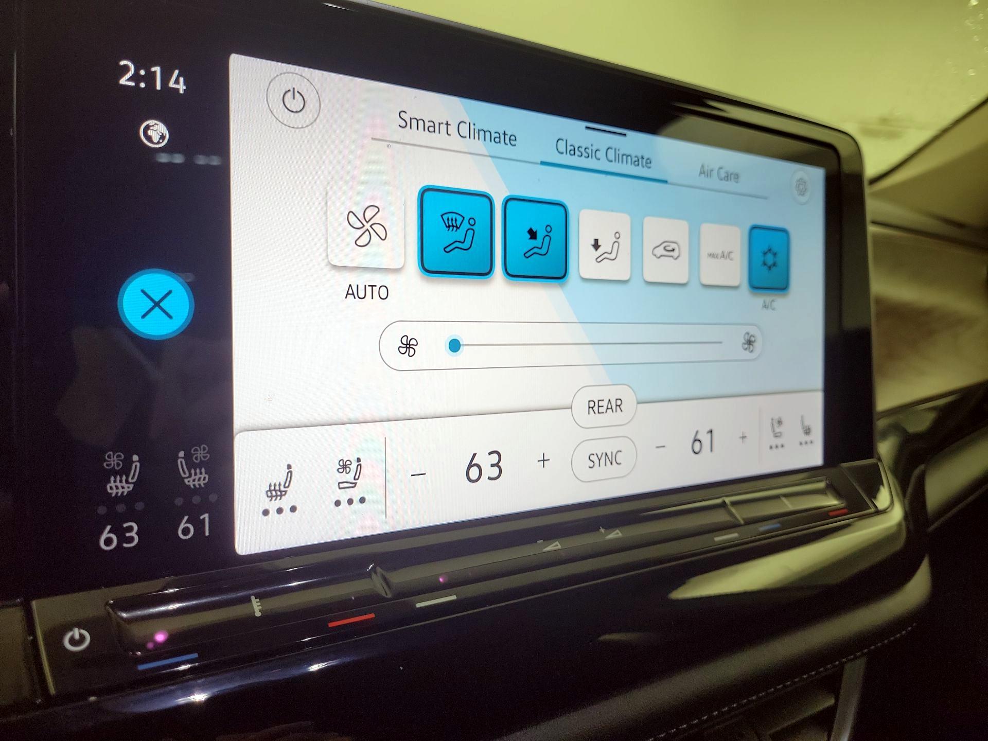 Thumbnail: 2024 Volkswagen Atlas - 16