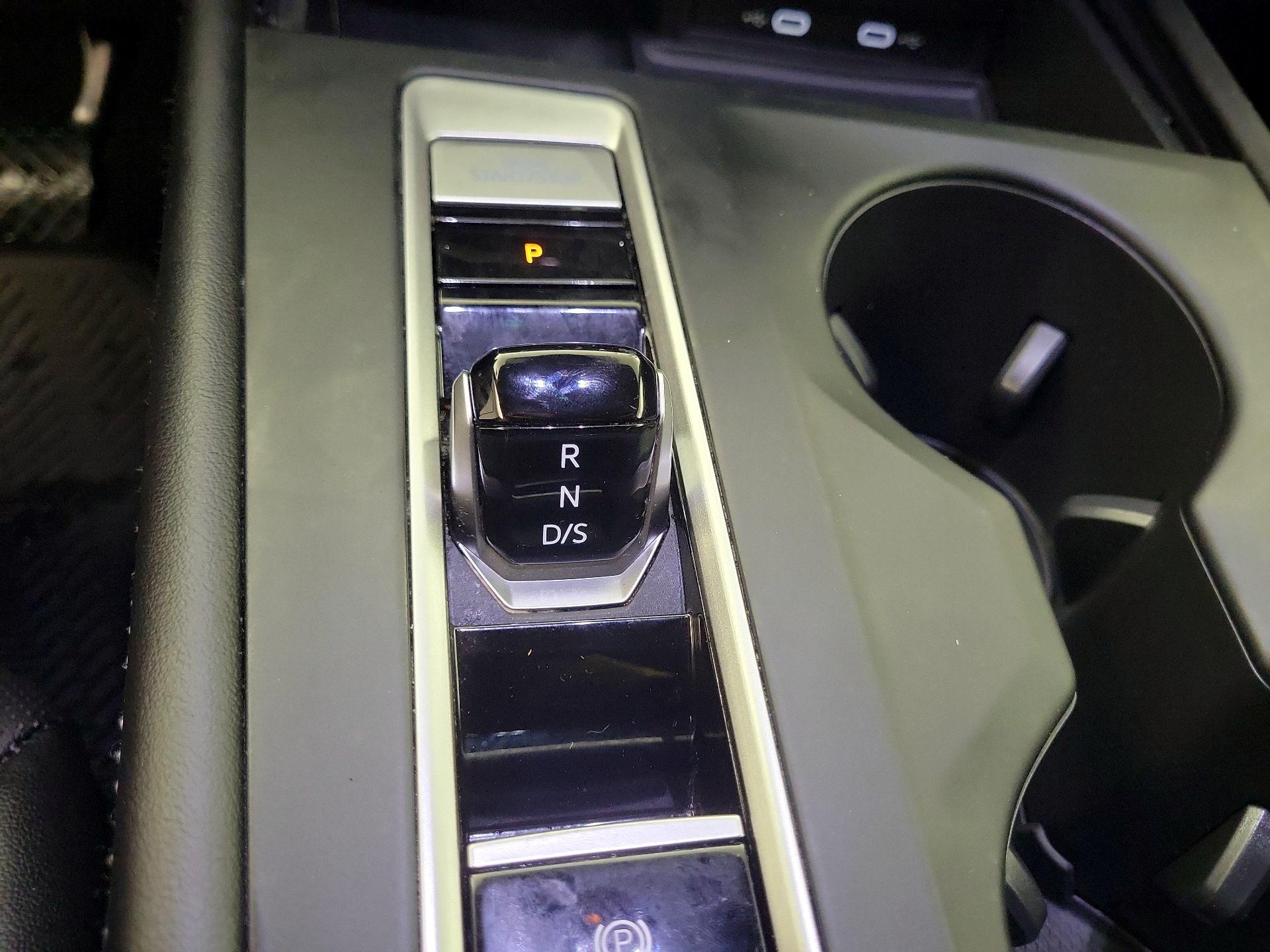 Thumbnail: 2024 Volkswagen Atlas - 17