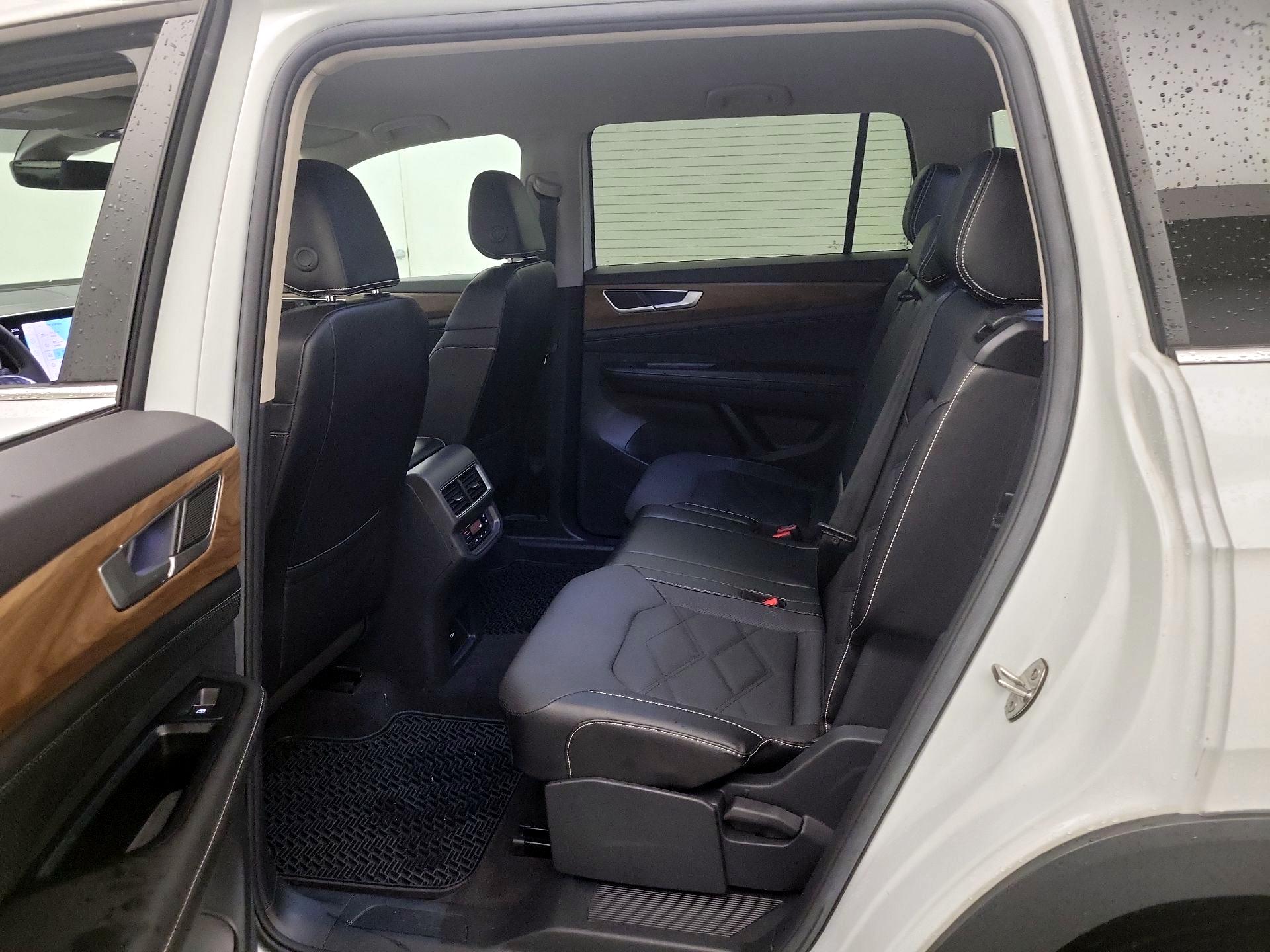 Thumbnail: 2024 Volkswagen Atlas - 19