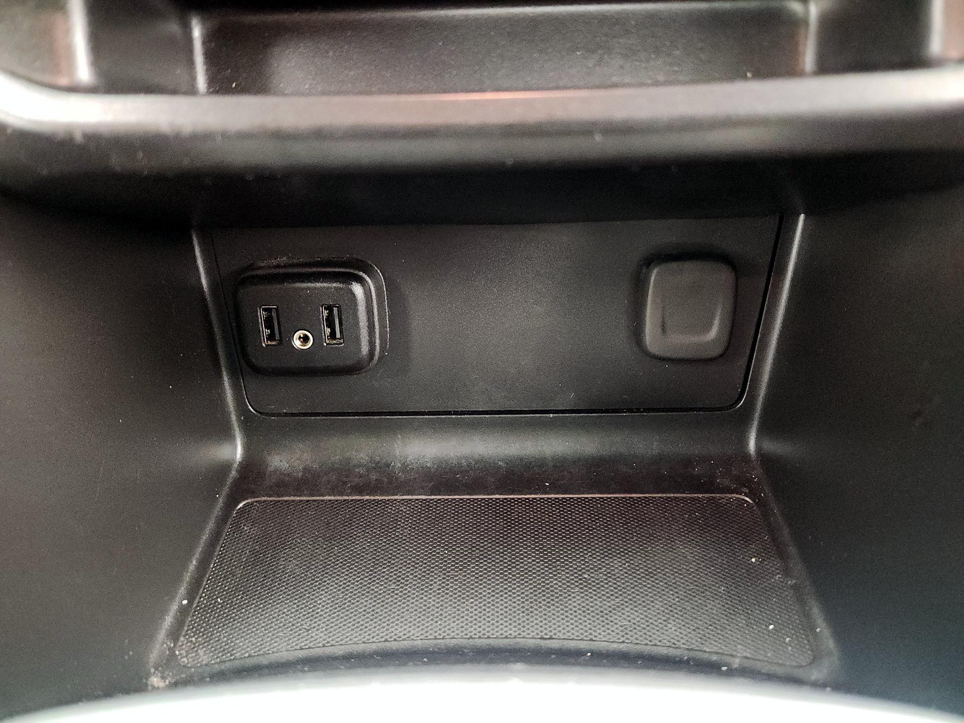 Thumbnail: 2022 Chevrolet Colorado - 18