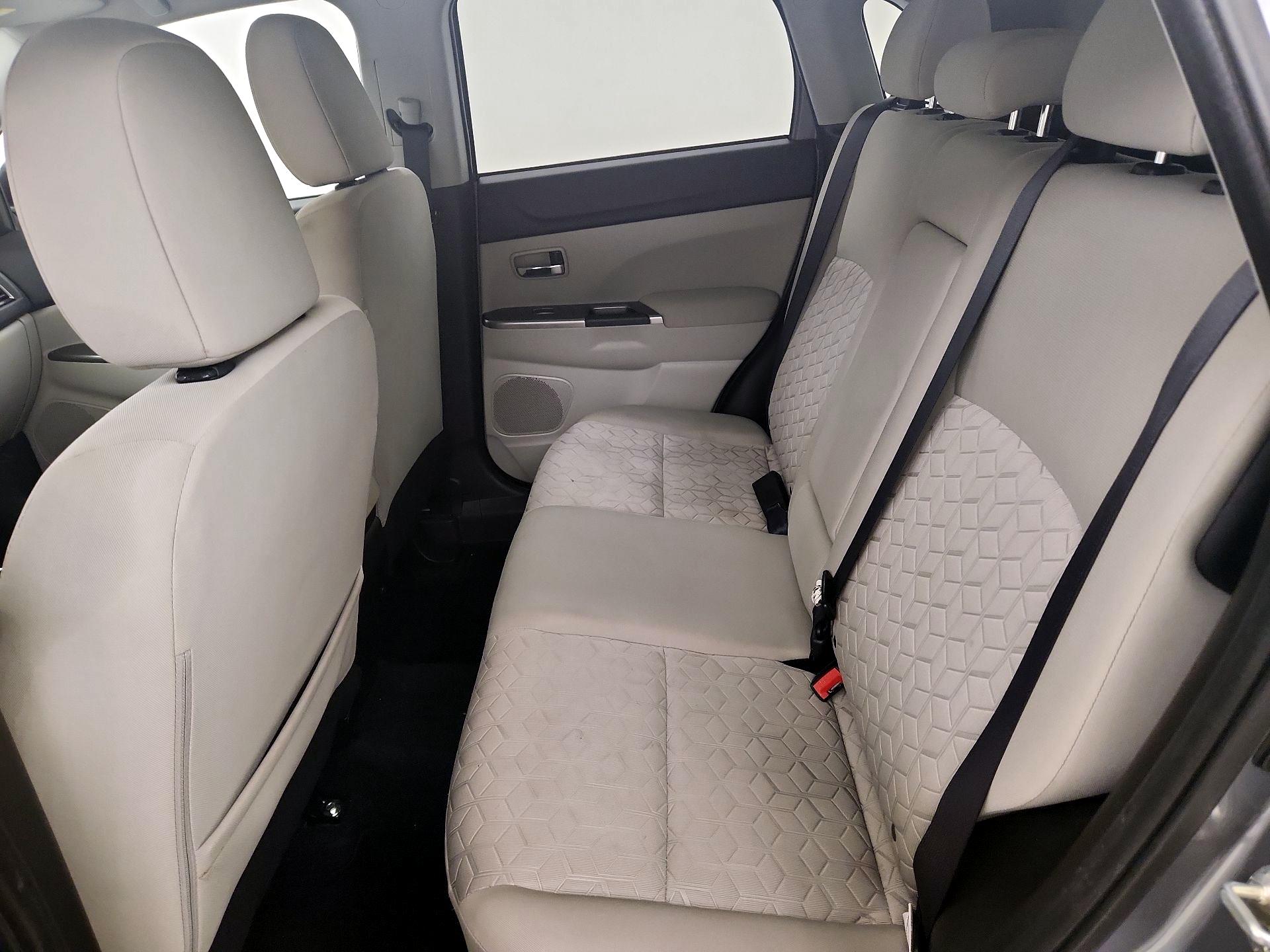 Thumbnail: 2021 Mitsubishi Outlander Sport - 19