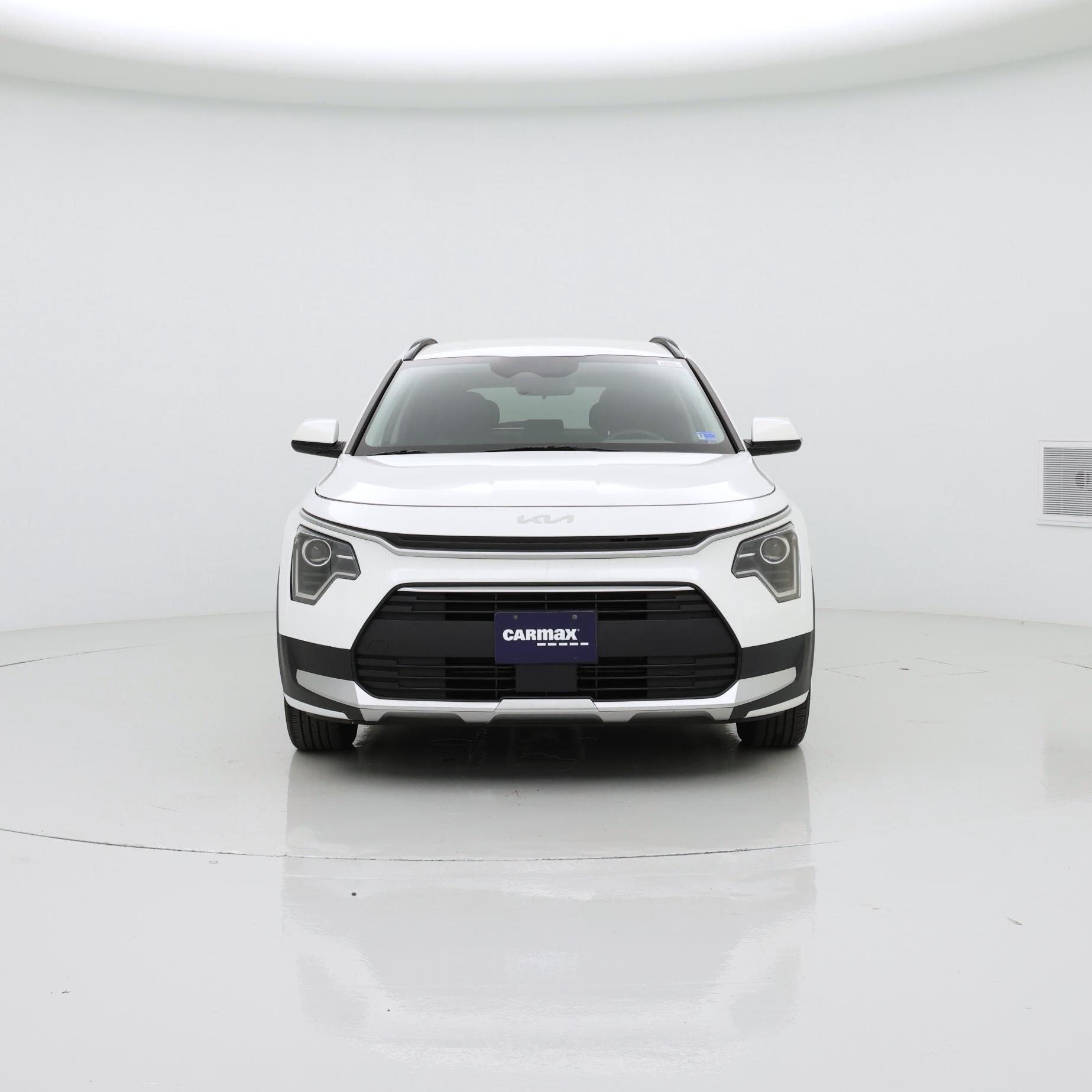 Thumbnail: 2023 Kia Niro - 5