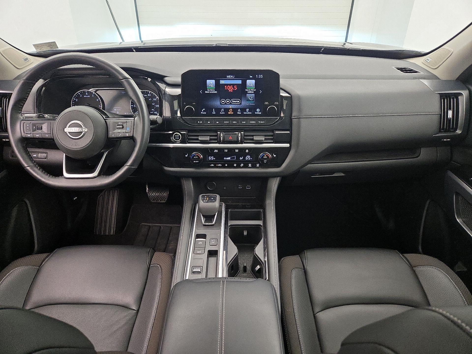 Thumbnail: 2022 Nissan Pathfinder - 9