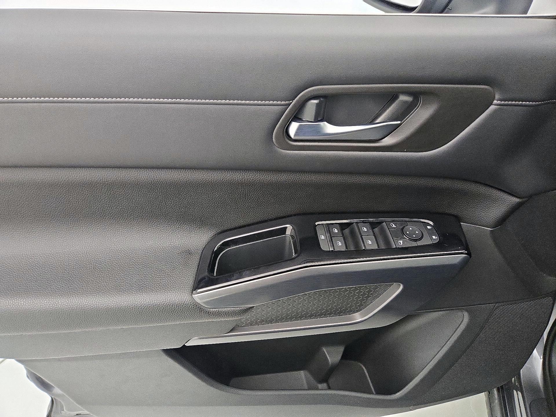 Thumbnail: 2022 Nissan Pathfinder - 12