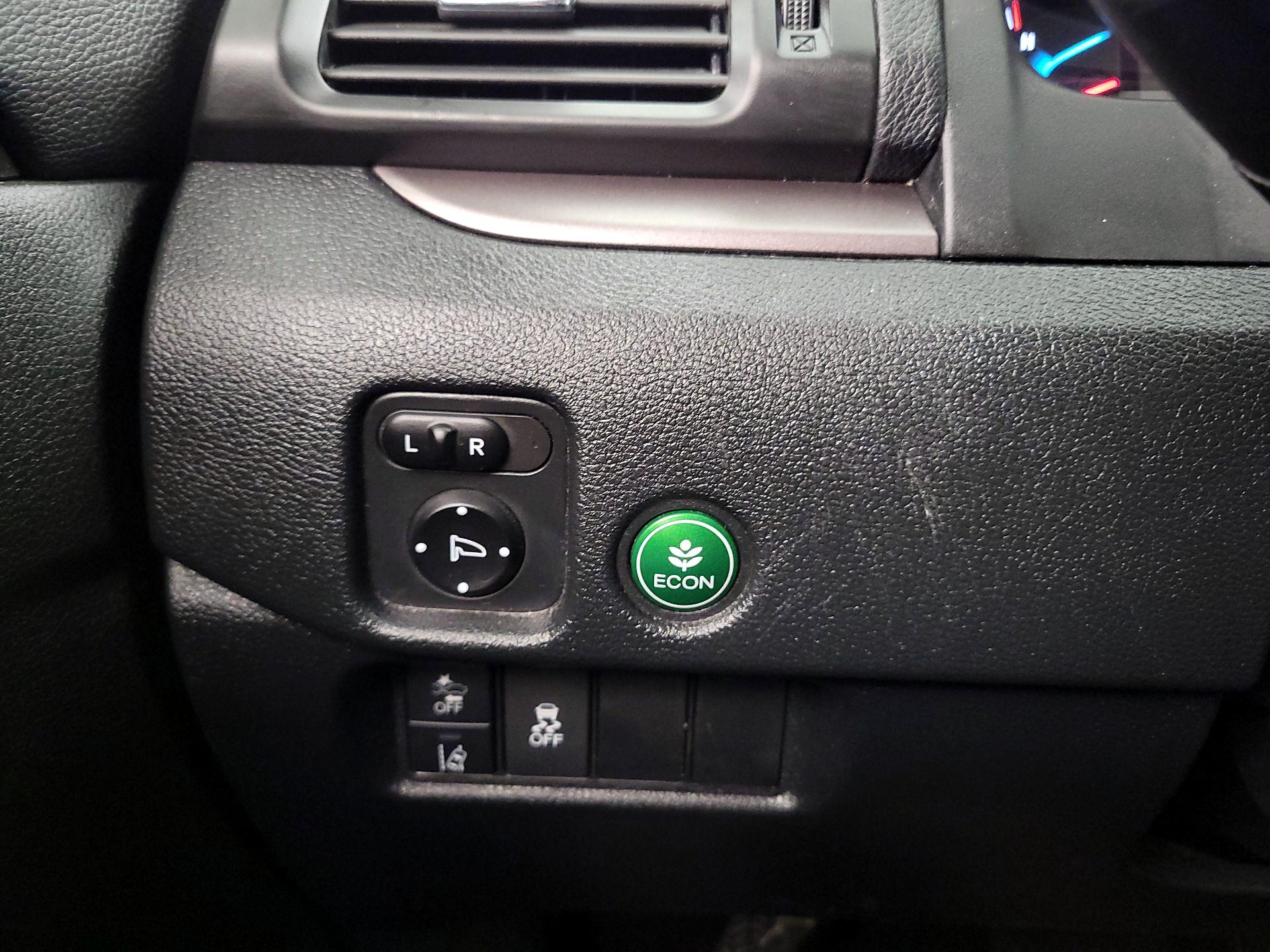 Thumbnail: 2022 Honda Pilot - 13