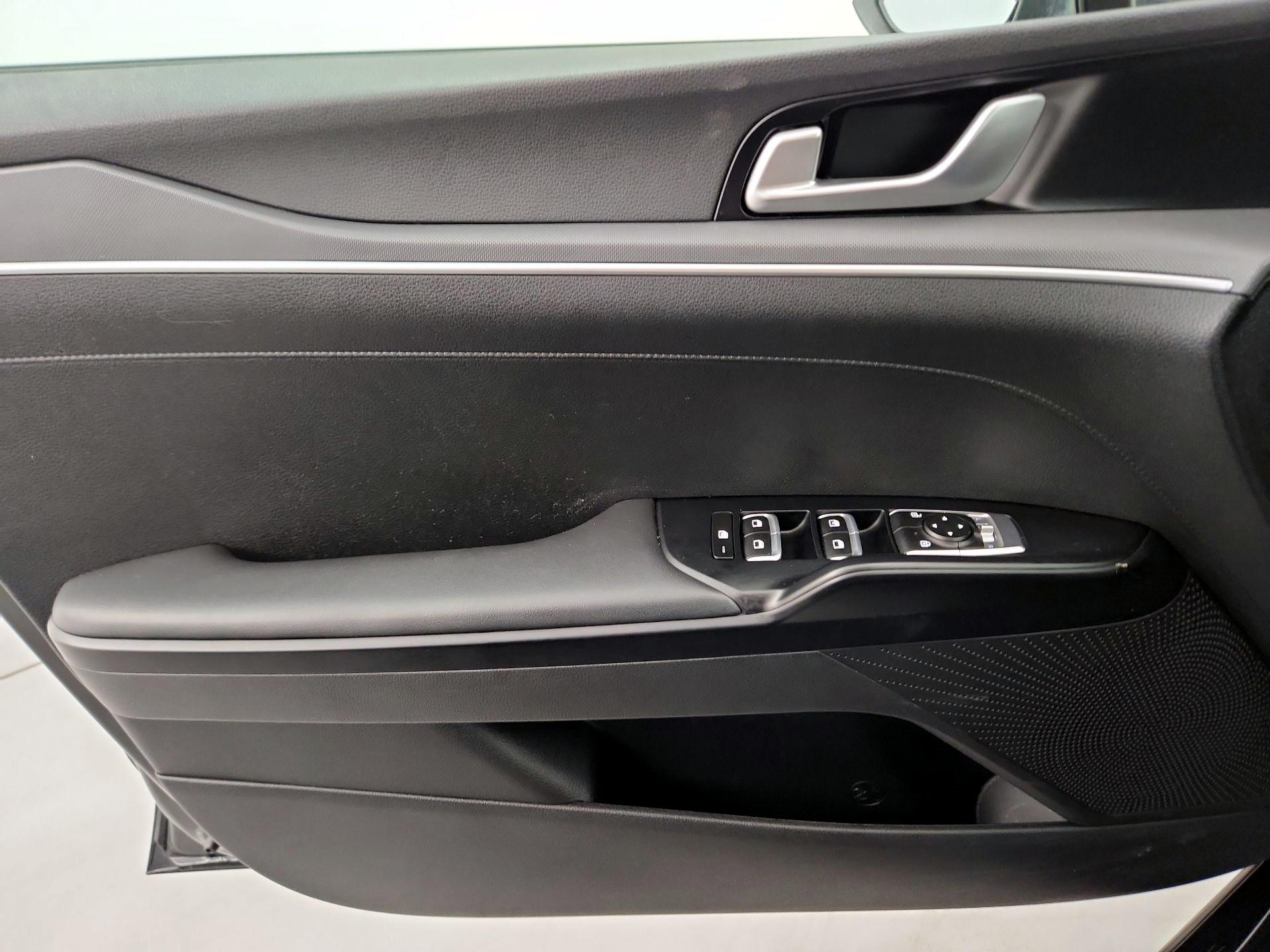 Thumbnail: 2023 Kia K5 - 12