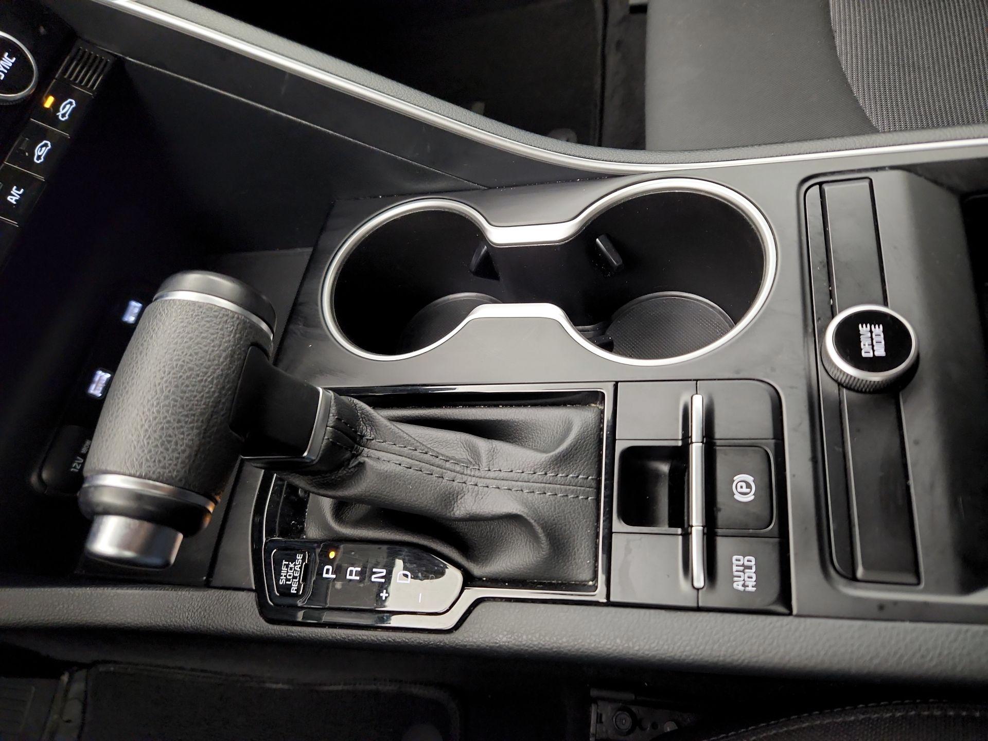 Thumbnail: 2023 Kia K5 - 17