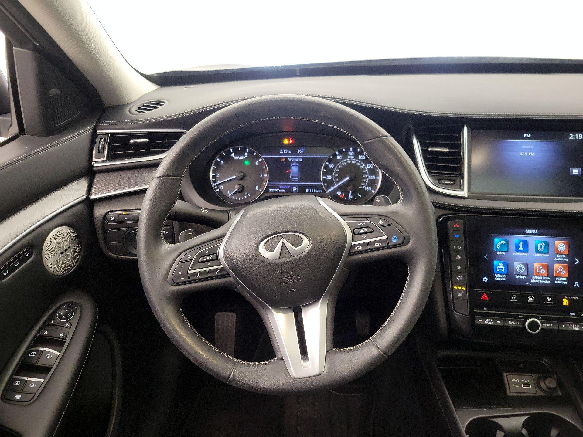 Thumbnail: 2023 INFINITI QX50 - 10