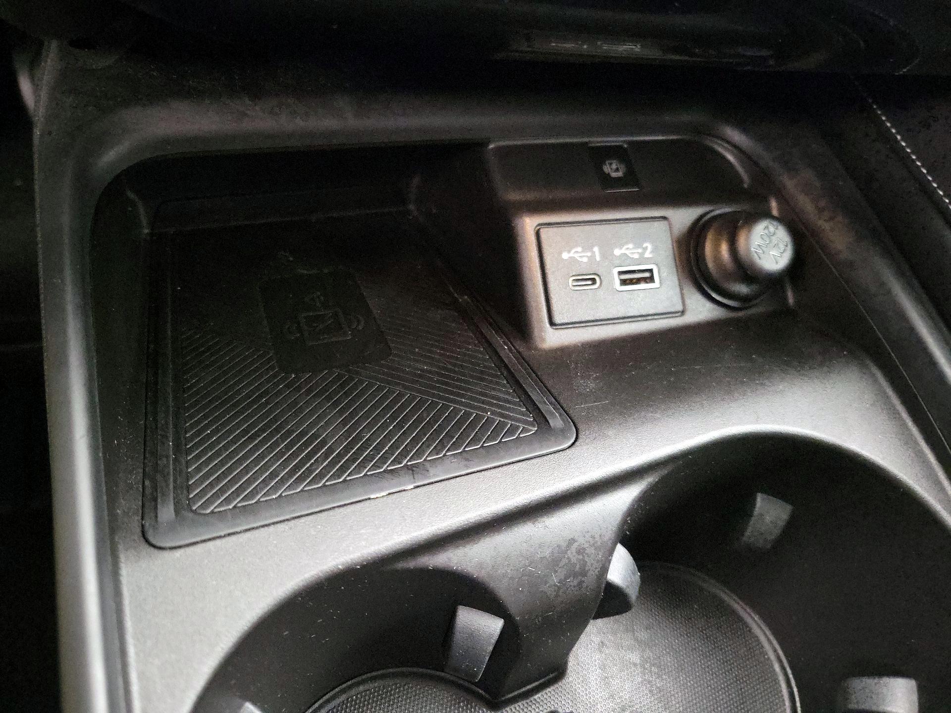 Thumbnail: 2023 INFINITI QX50 - 18