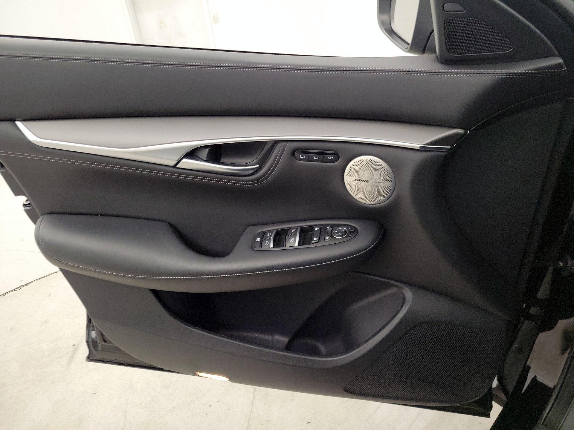 Thumbnail: 2023 INFINITI QX55 - 12