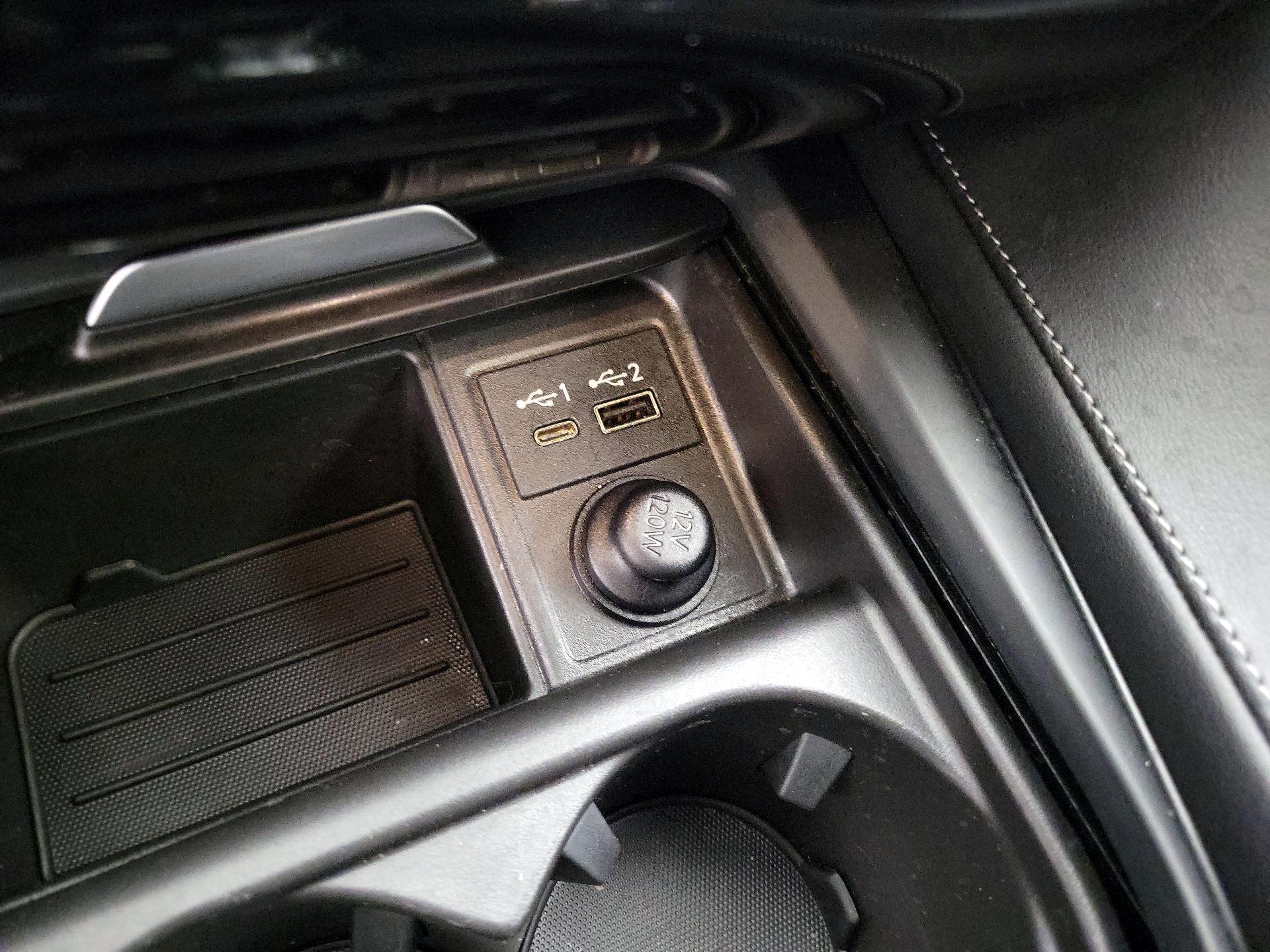 Thumbnail: 2023 INFINITI QX55 - 18