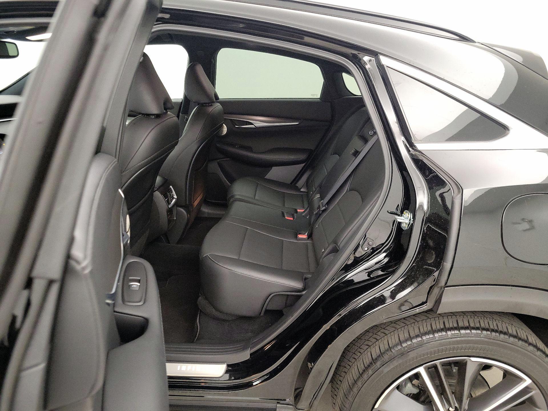 Thumbnail: 2023 INFINITI QX55 - 19