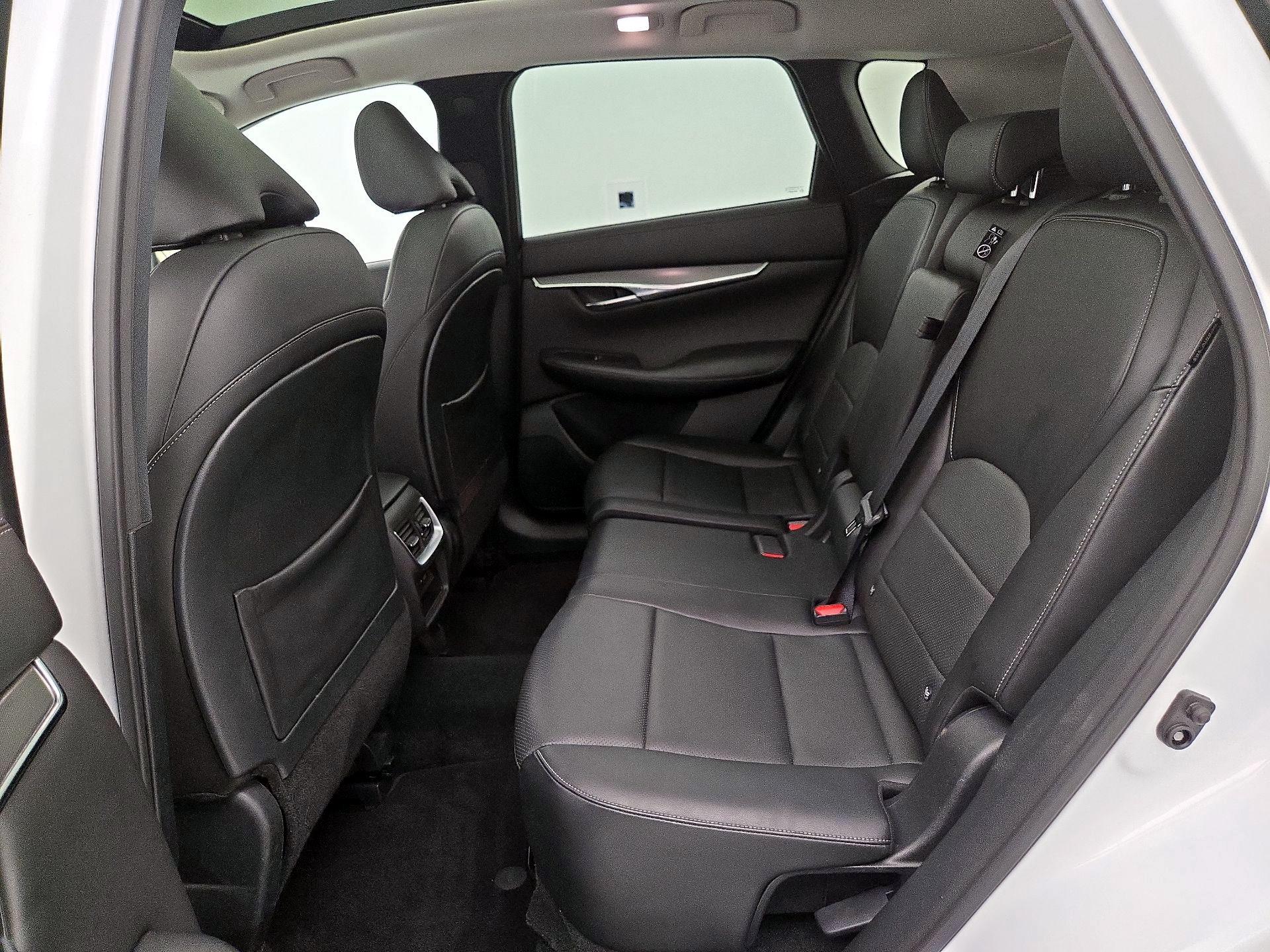 Thumbnail: 2023 INFINITI QX50 - 20