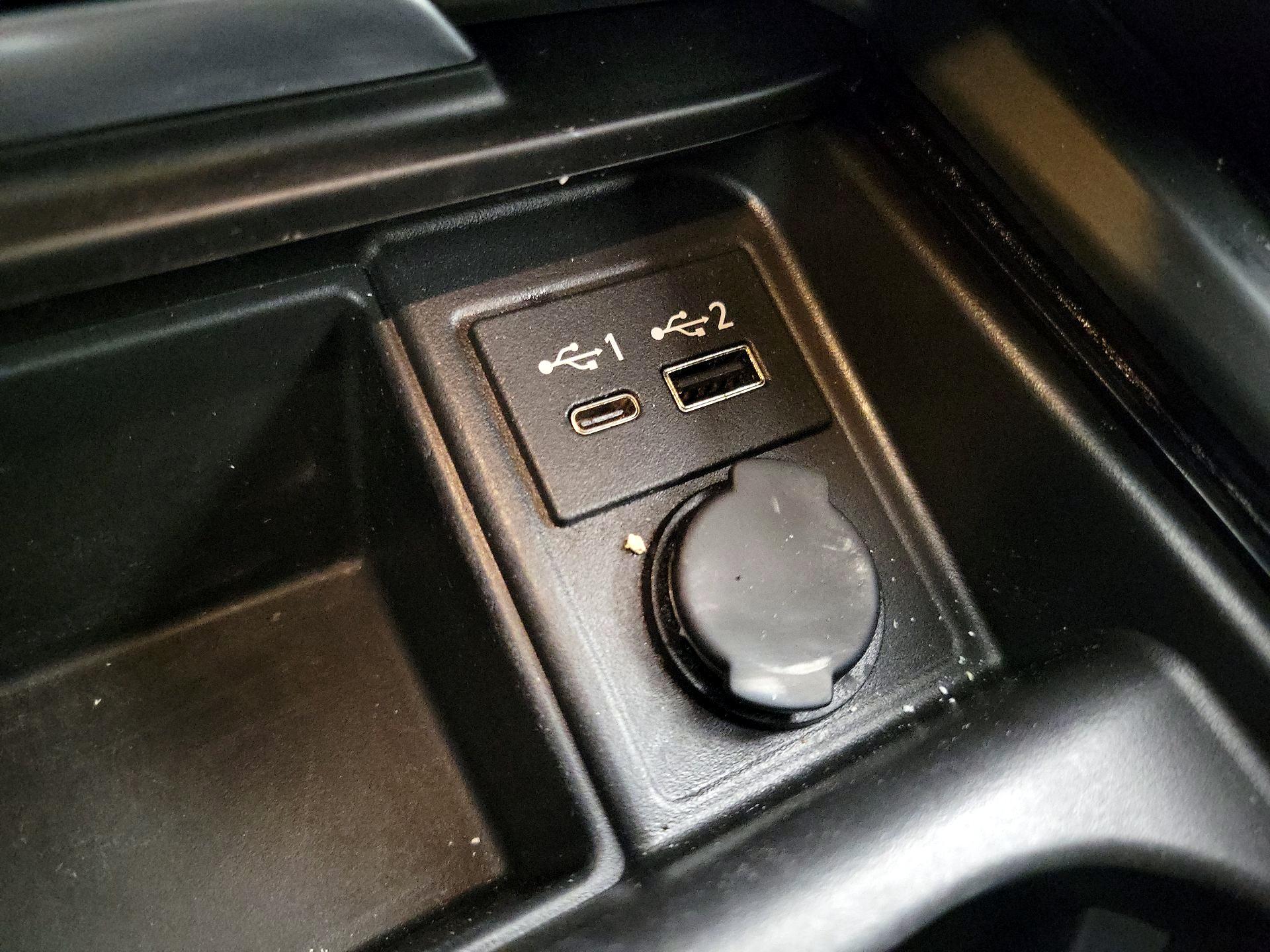 Thumbnail: 2023 INFINITI QX55 - 19