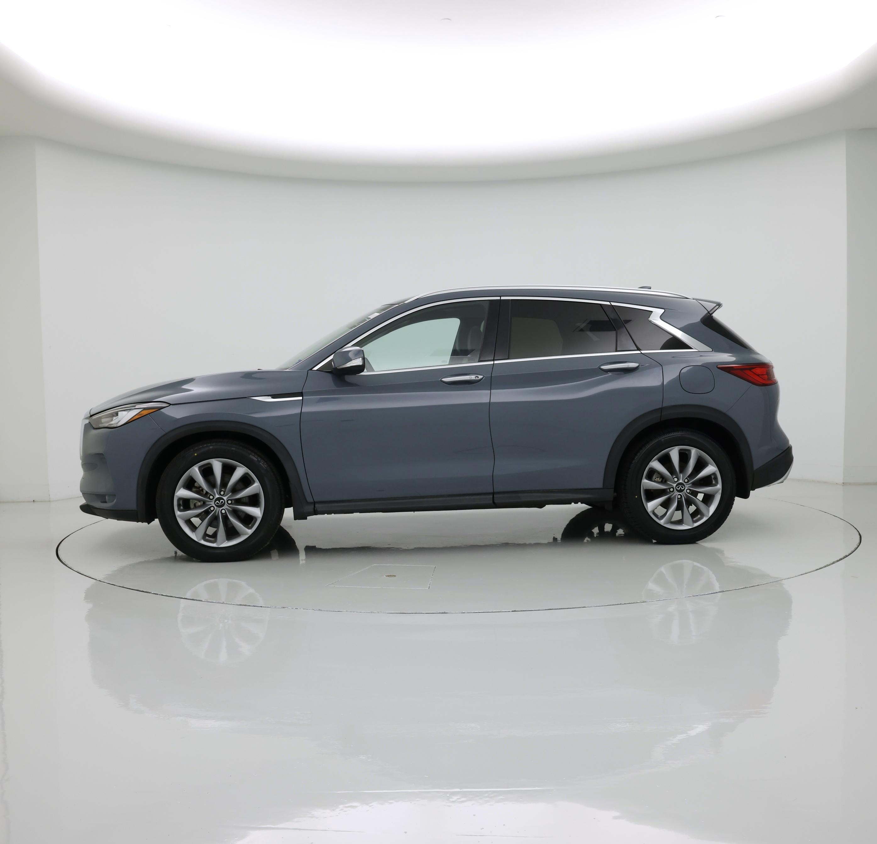Thumbnail: 2022 INFINITI QX50 - 3