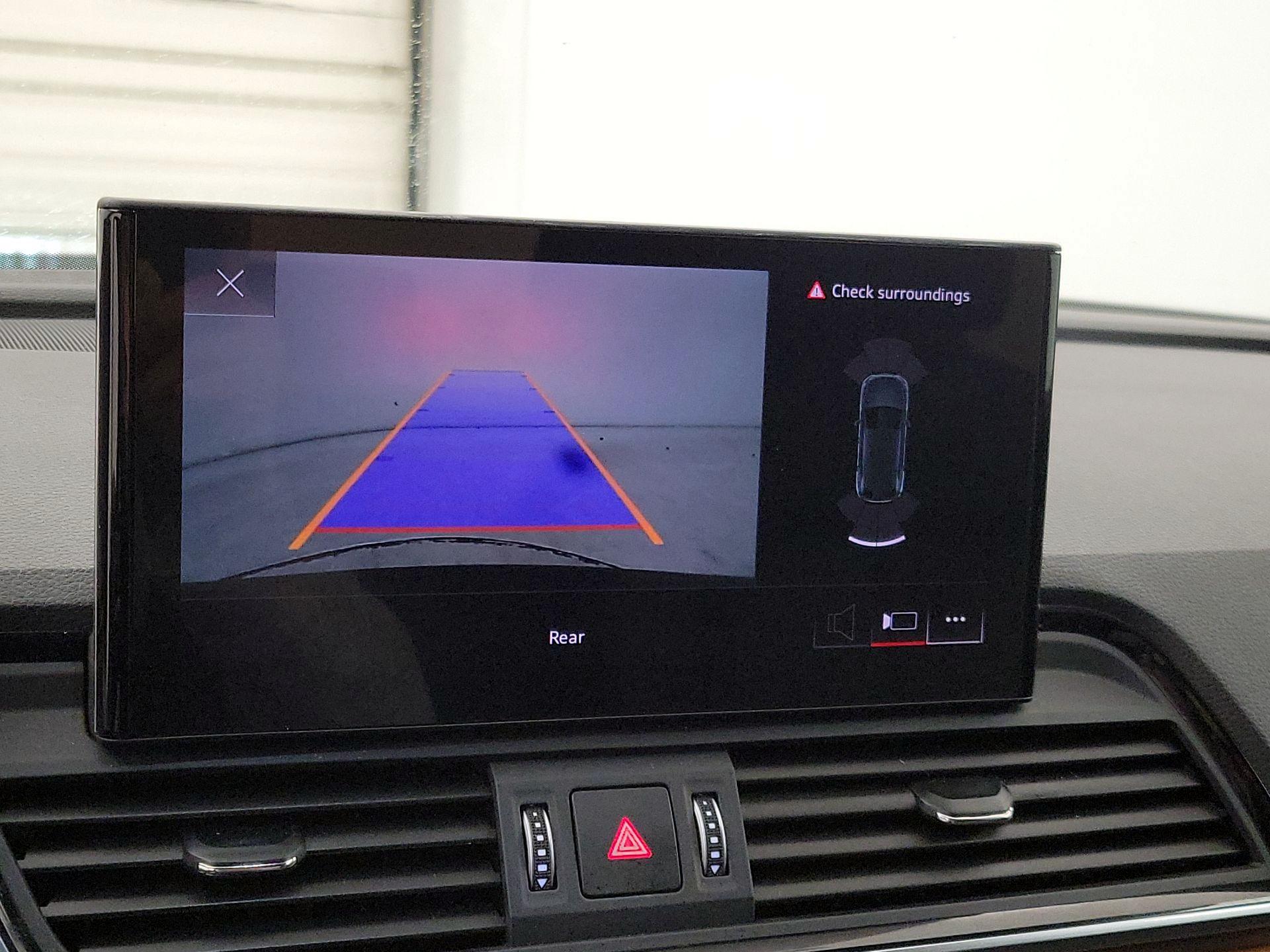 Thumbnail: 2023 Audi Q5 - 14