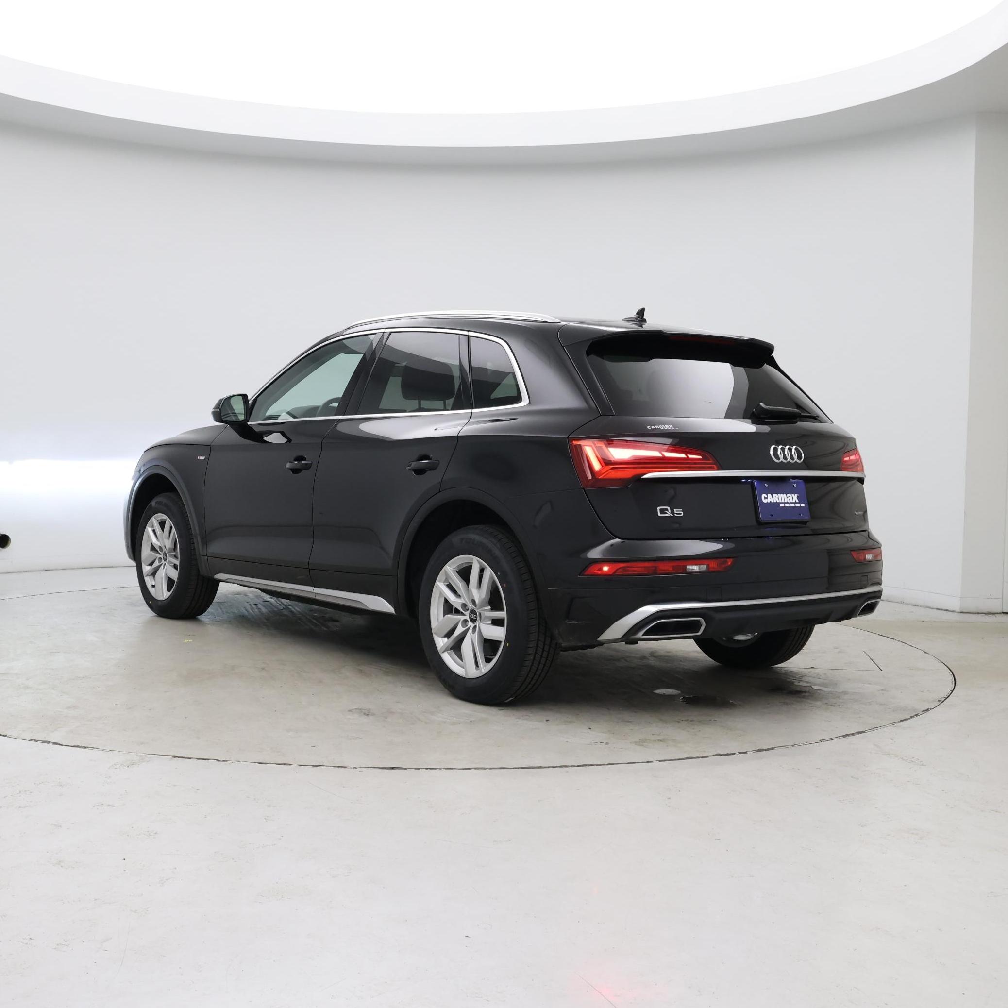 Thumbnail: 2023 Audi Q5 - 2