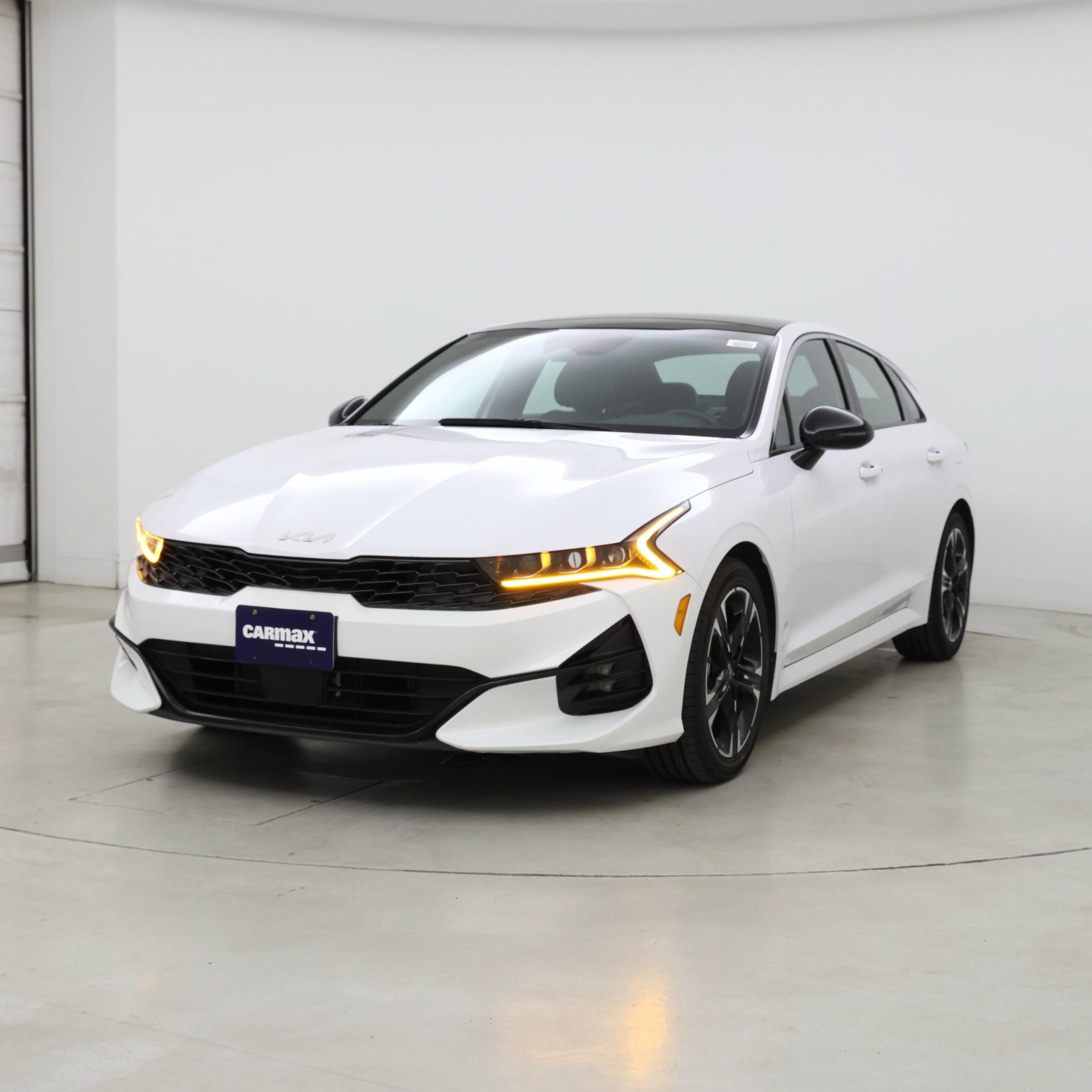 Thumbnail: 2022 Kia K5 - 4