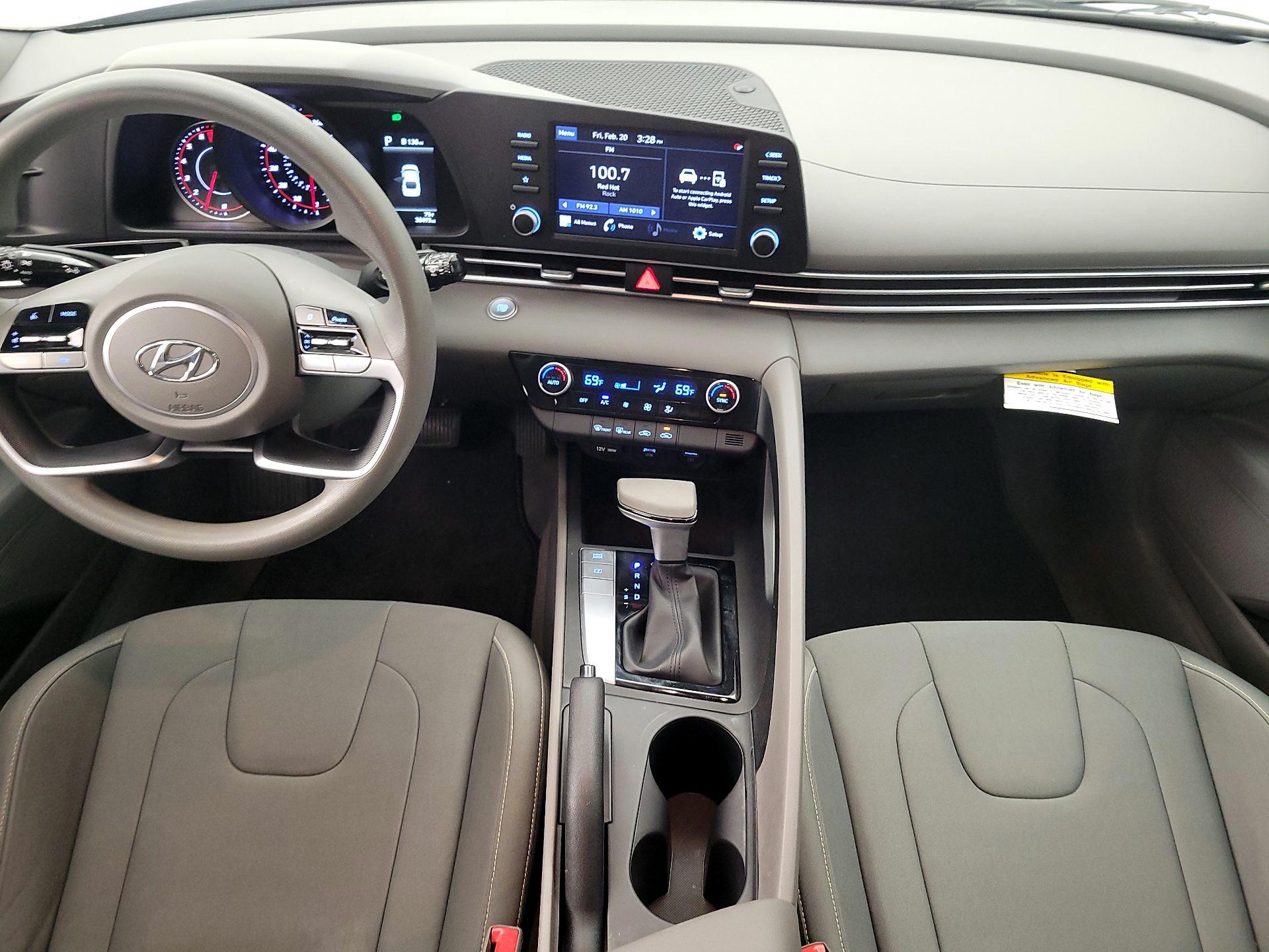 Thumbnail: 2023 Hyundai Elantra - 9