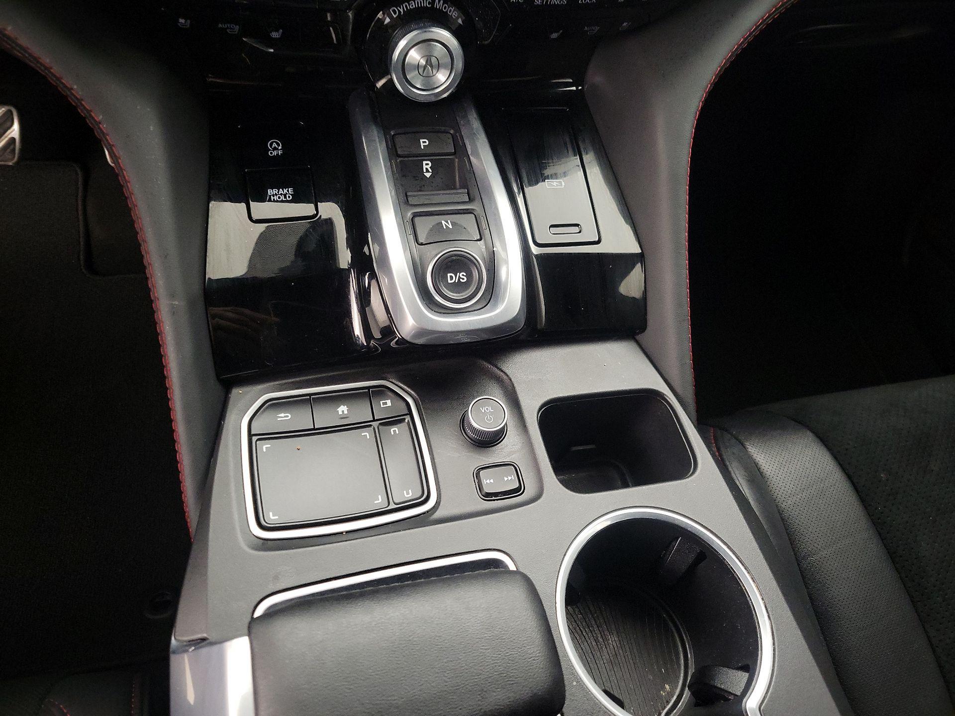 Thumbnail: 2023 Acura MDX - 17