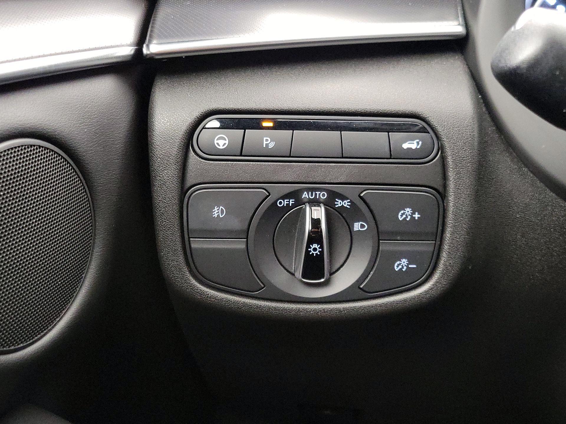 Thumbnail: 2023 INFINITI QX55 - 13