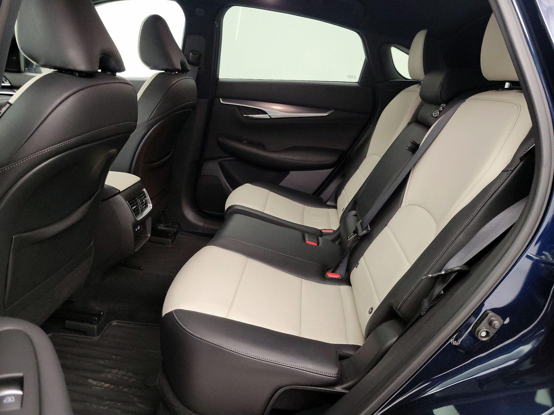 Thumbnail: 2023 INFINITI QX55 - 20