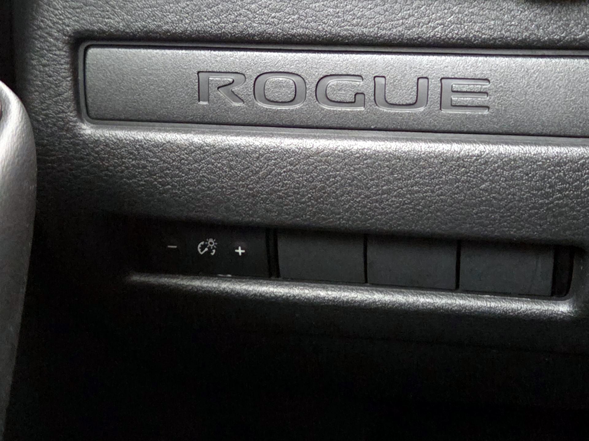 Thumbnail: 2023 Nissan Rogue - 13