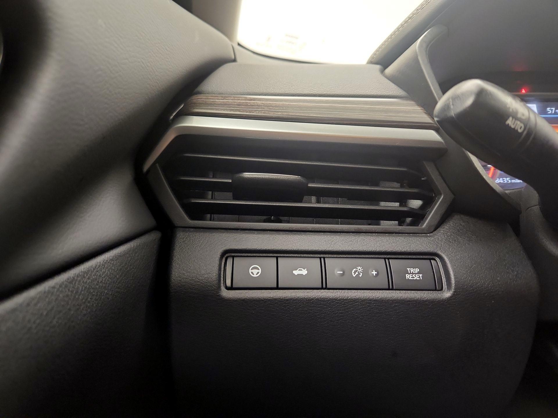 Thumbnail: 2022 Nissan Altima - 13