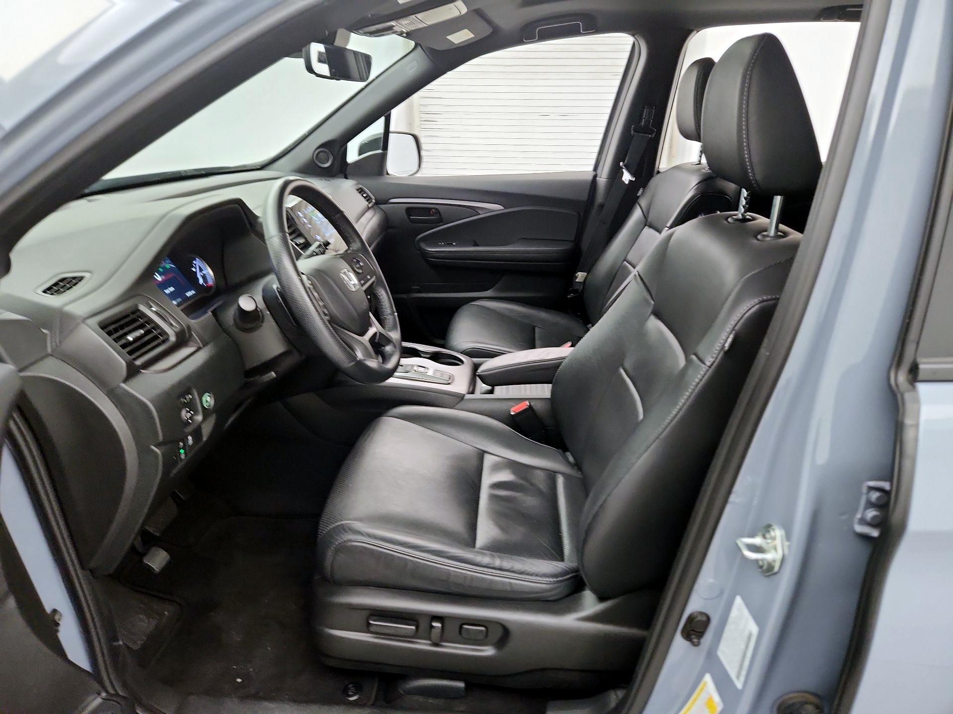 Thumbnail: 2023 Honda Passport - 11