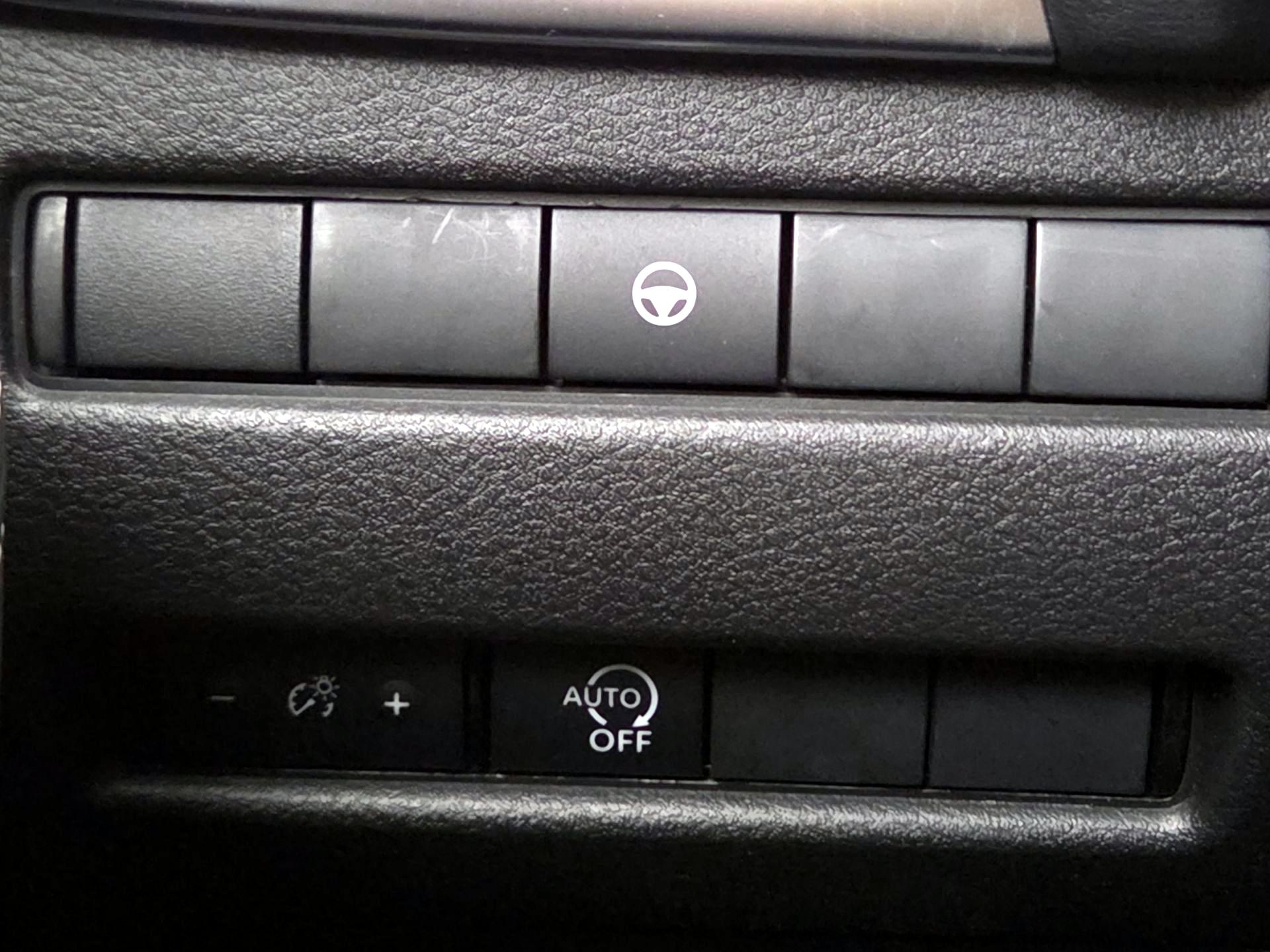 Thumbnail: 2023 Nissan Rogue - 13