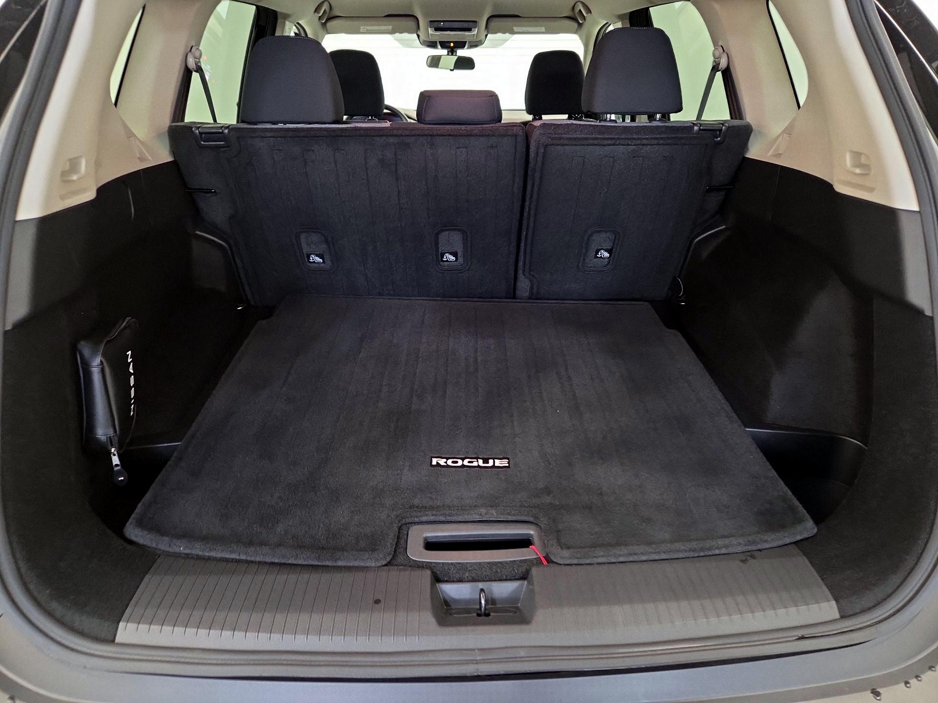 Thumbnail: 2023 Nissan Rogue - 20