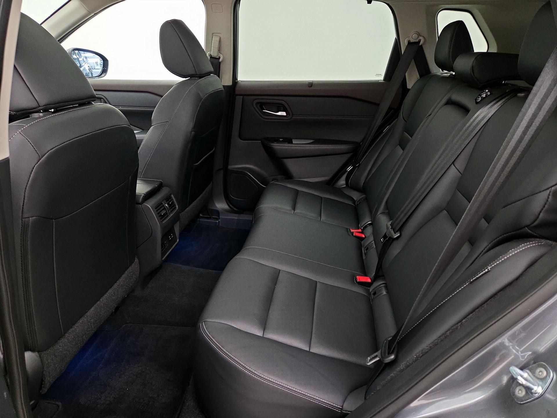 Thumbnail: 2023 Nissan Rogue - 20