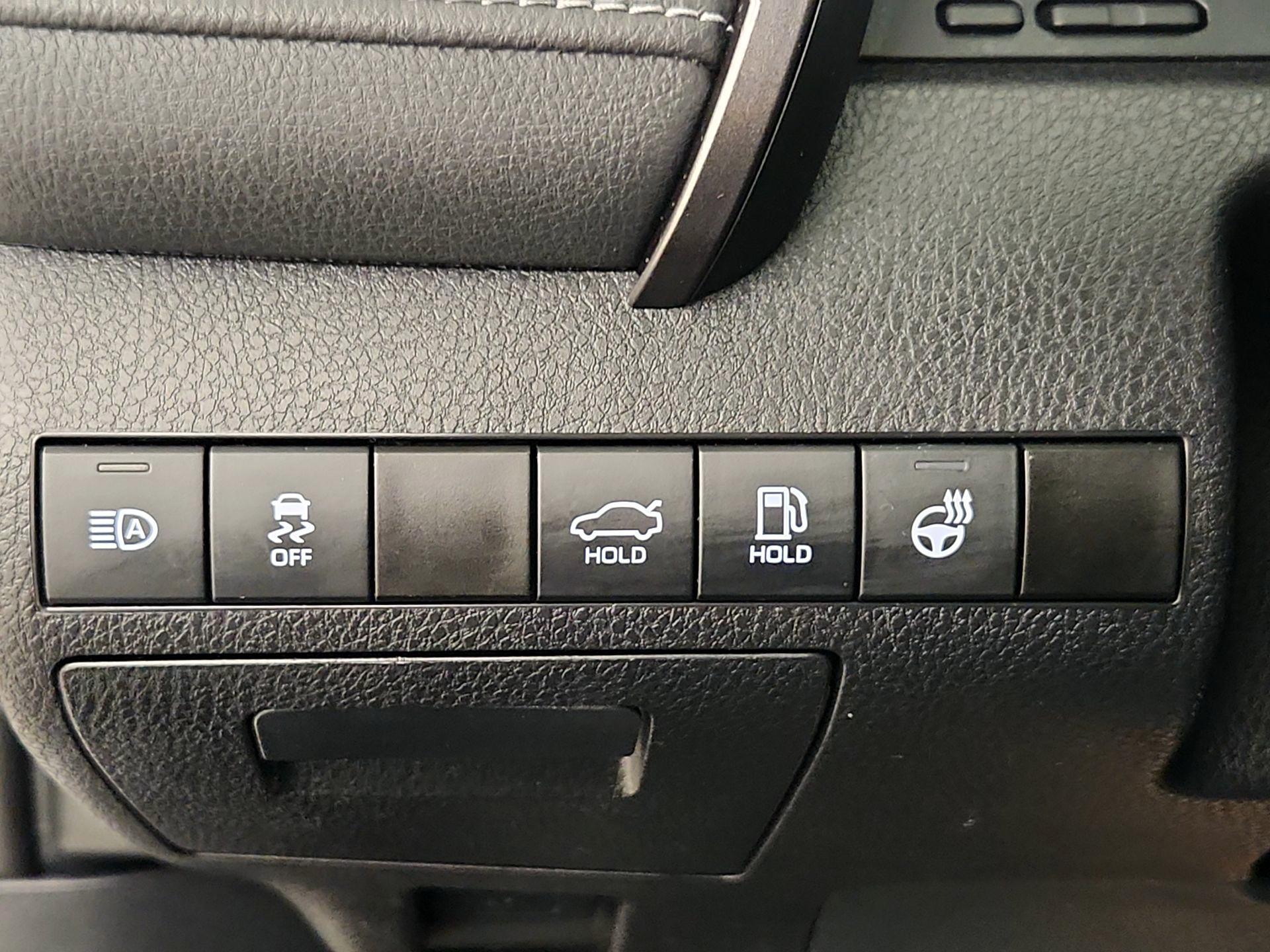 Thumbnail: 2023 Toyota Camry - 13