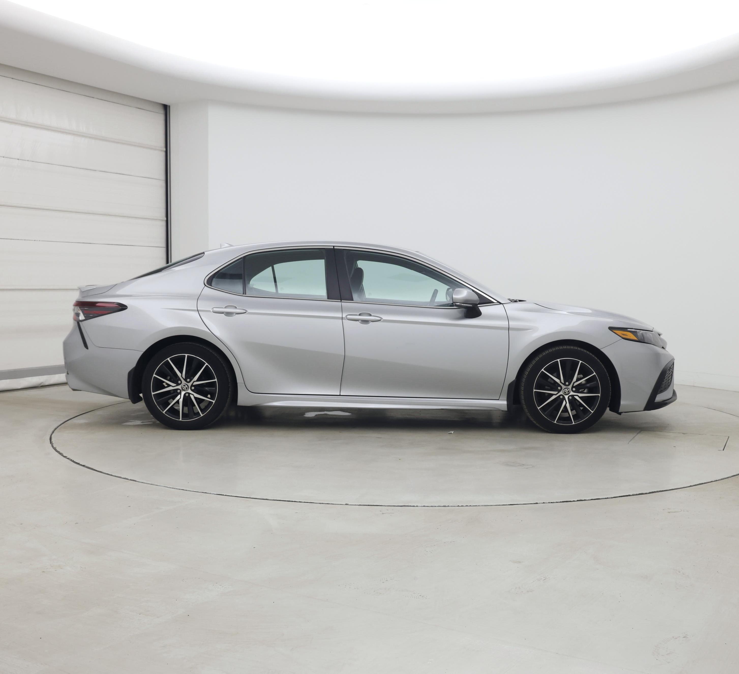 Thumbnail: 2023 Toyota Camry - 7