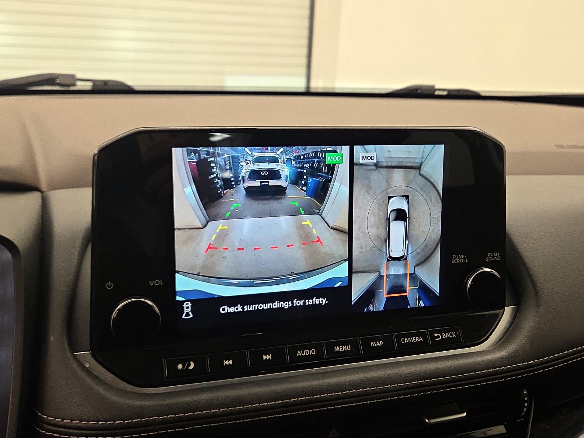 Thumbnail: 2023 Nissan Rogue - 14