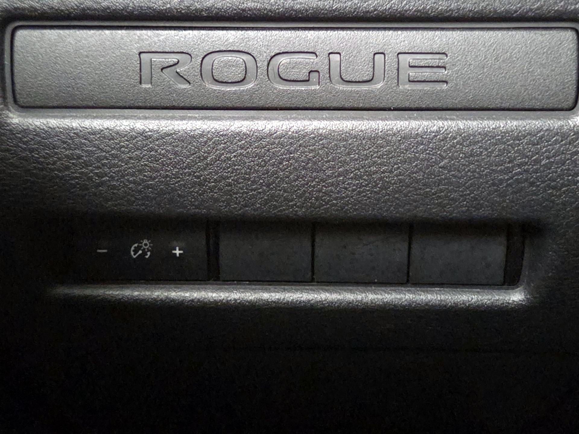 Thumbnail: 2023 Nissan Rogue - 13