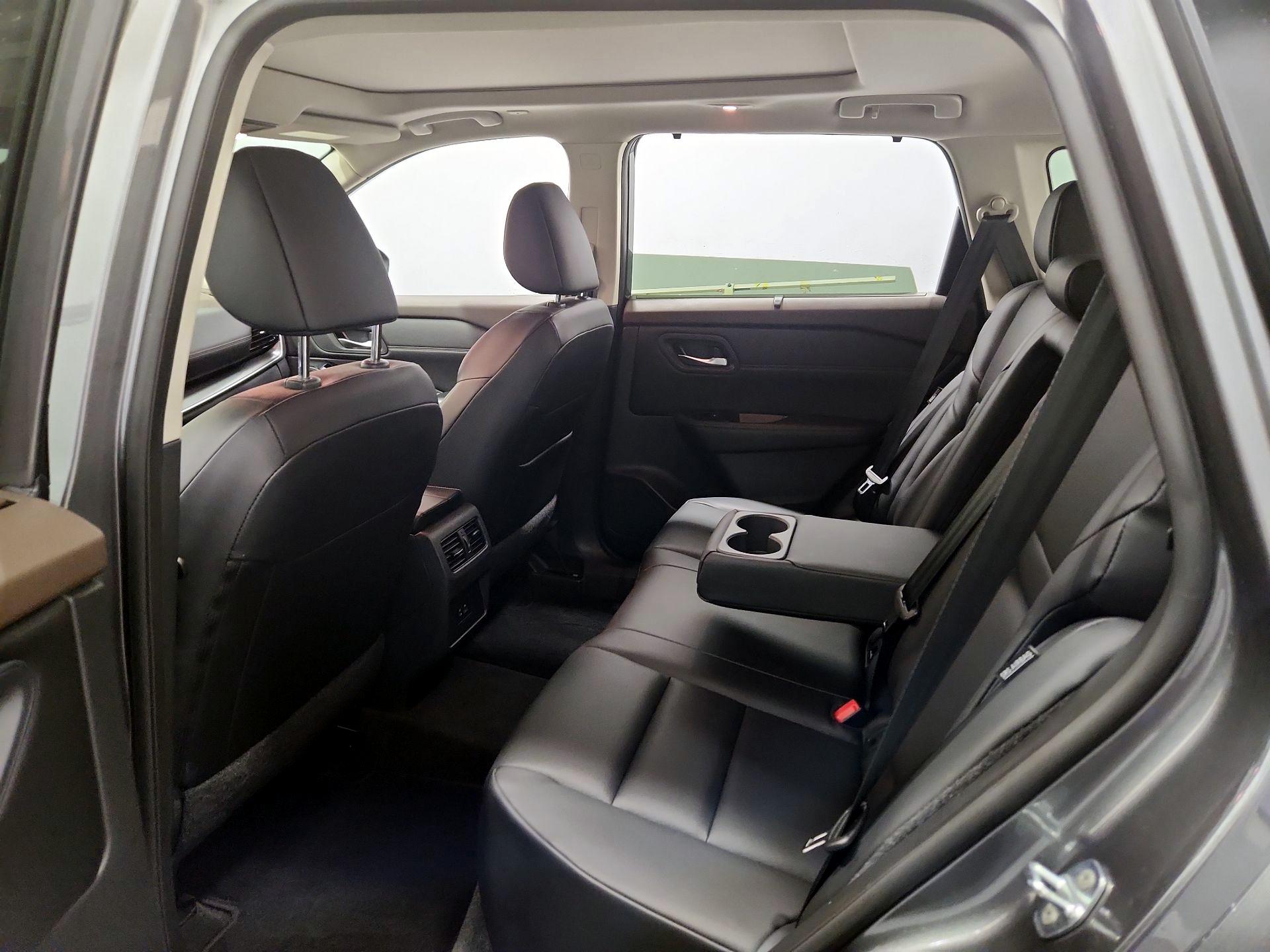 Thumbnail: 2023 Nissan Rogue - 20