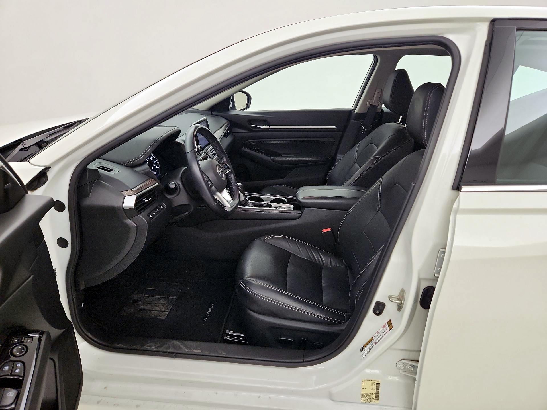 Thumbnail: 2021 Nissan Altima - 11