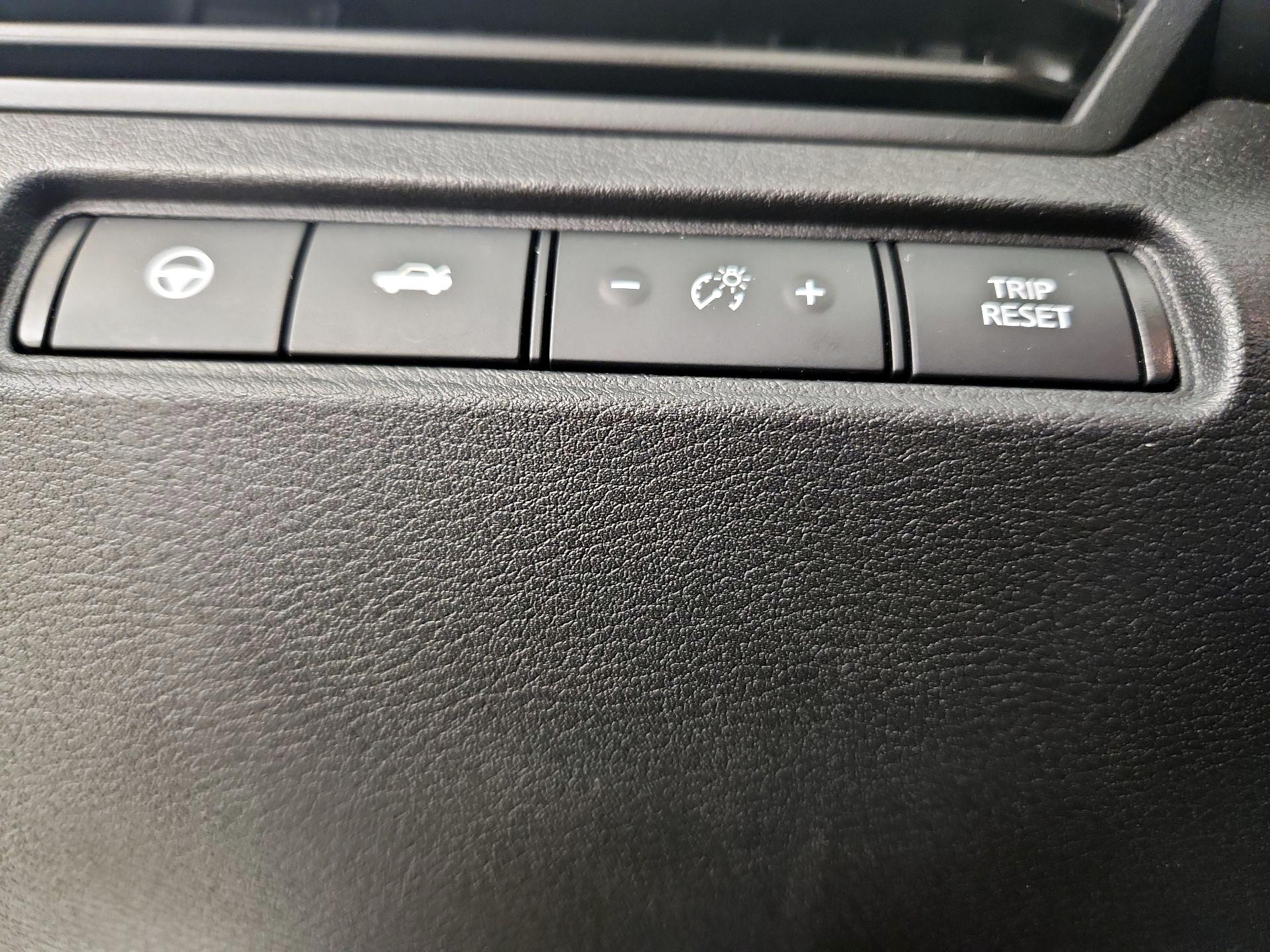 Thumbnail: 2021 Nissan Altima - 13