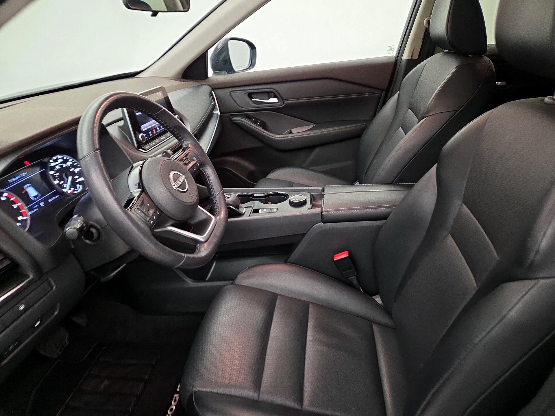 Thumbnail: 2023 Nissan Rogue - 11