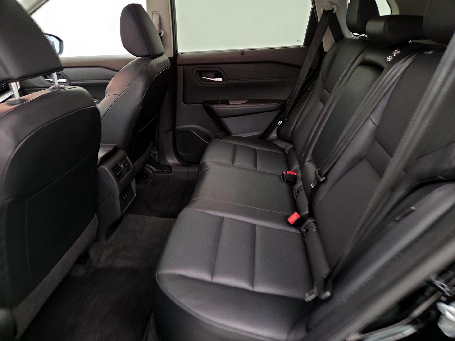 Thumbnail: 2023 Nissan Rogue - 20